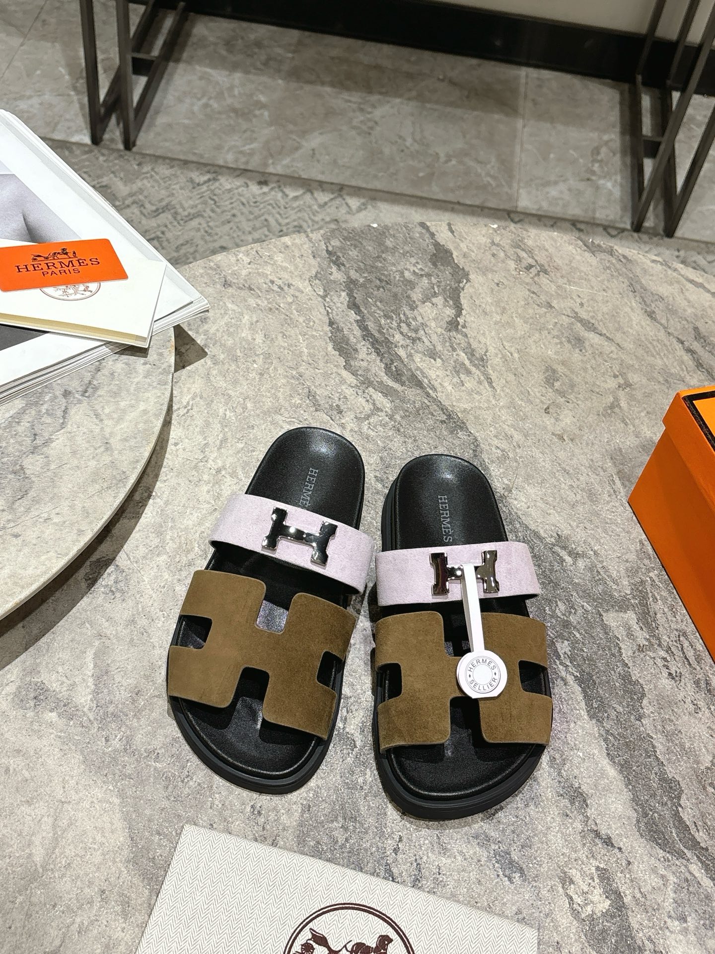NO:221495,Men's 10, 2025sss official website latest Herme* Ancone second uncle sandals official website Xiaohongshu synchronization Original water platform Original TPU outsole fabric is only made of full leather Women's model 35-39 (40.41.42.43 Customized) Men's model 40-45 (44.45 Customized), slippers, hermes, slippers19860909男款10, 2025sss官网最新Herme* Ancone二舅凉拖官网小红书同步 原版水台 原版TPU大底 面料只做全真皮 女款35-39（40.41.42.43定做） 男款40-45（44.45定做）,拖鞋,hermes,slippers,Women's Shoes