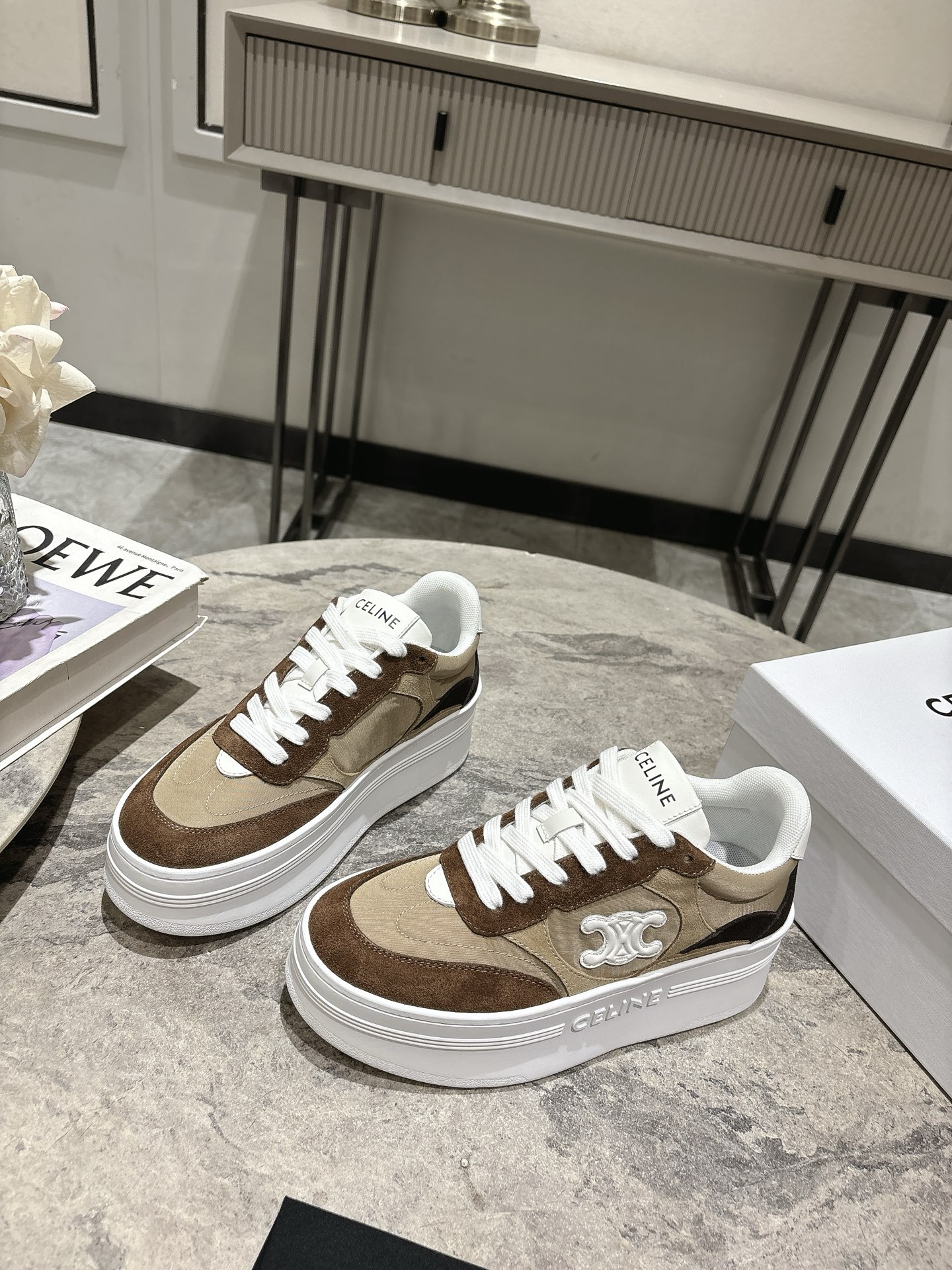 Celine Runner Sneakers Women's Thick-Soled Lace-Up Platform Shoes 2025 Spring 1 Celine Runner Sneakers Women's Thick-Soled Lace-Up Platform Shoes 2025 Spring