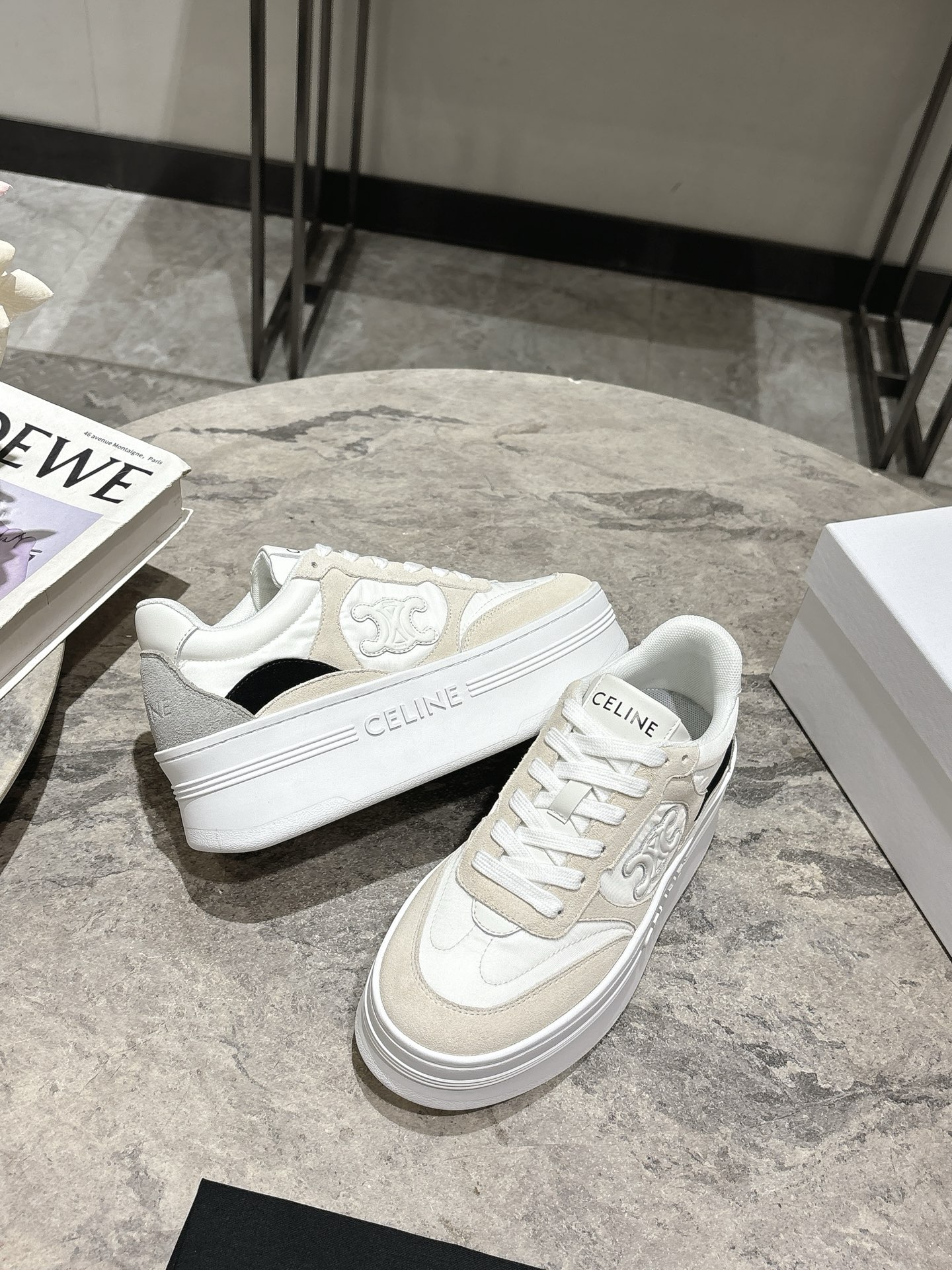 Celine Runner Sneakers: Iconic Triomphe Logo, Platform Sole, and Premium Leather 8 i1743183587319 247 0 6