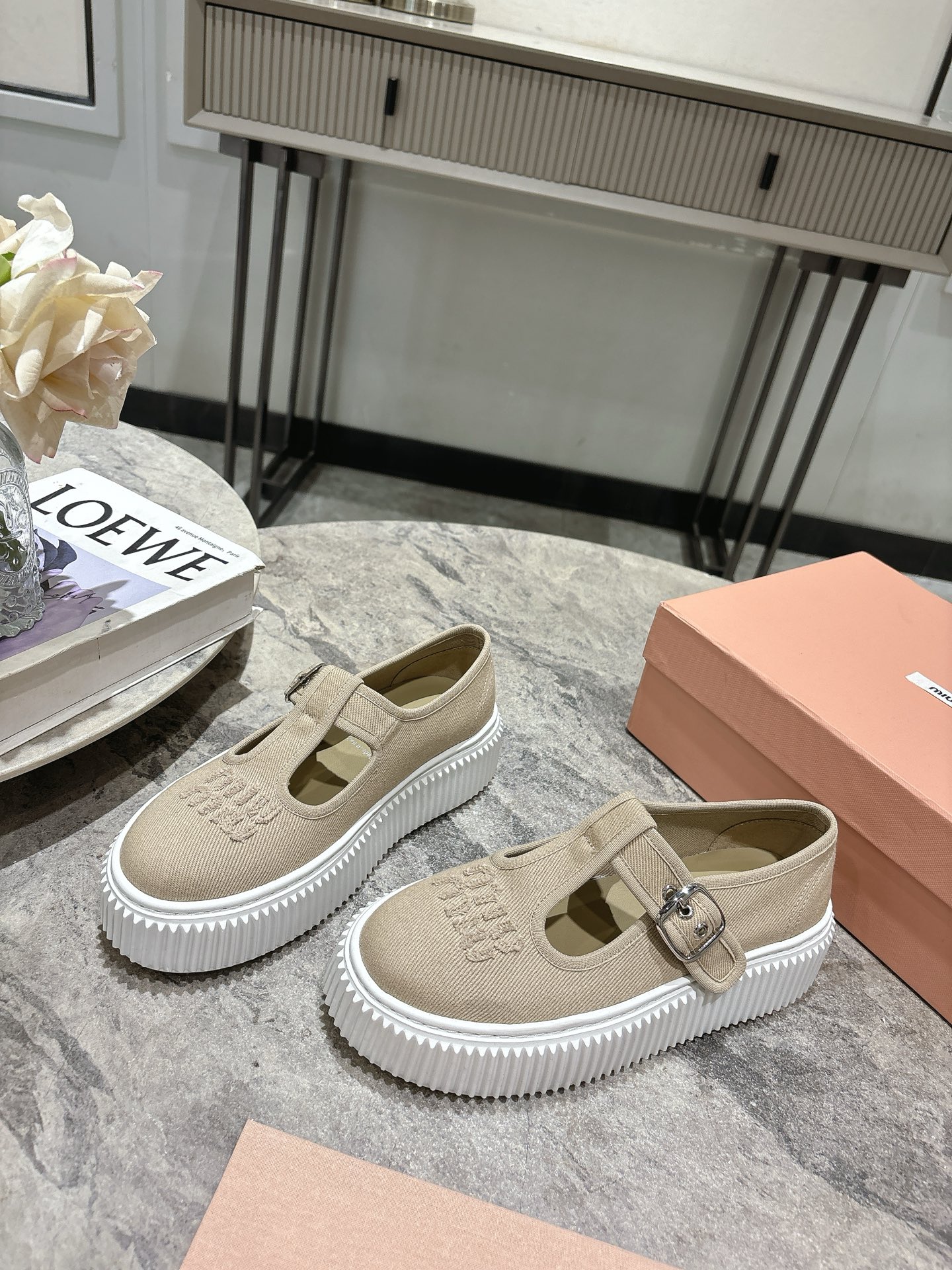 Miu Miu 2025 Spring Mary Jane Platform Shoes, Comfortable & Fashionable 1 Miu Miu 2025 Spring Mary Jane Platform Shoes, Comfortable & Fashionable