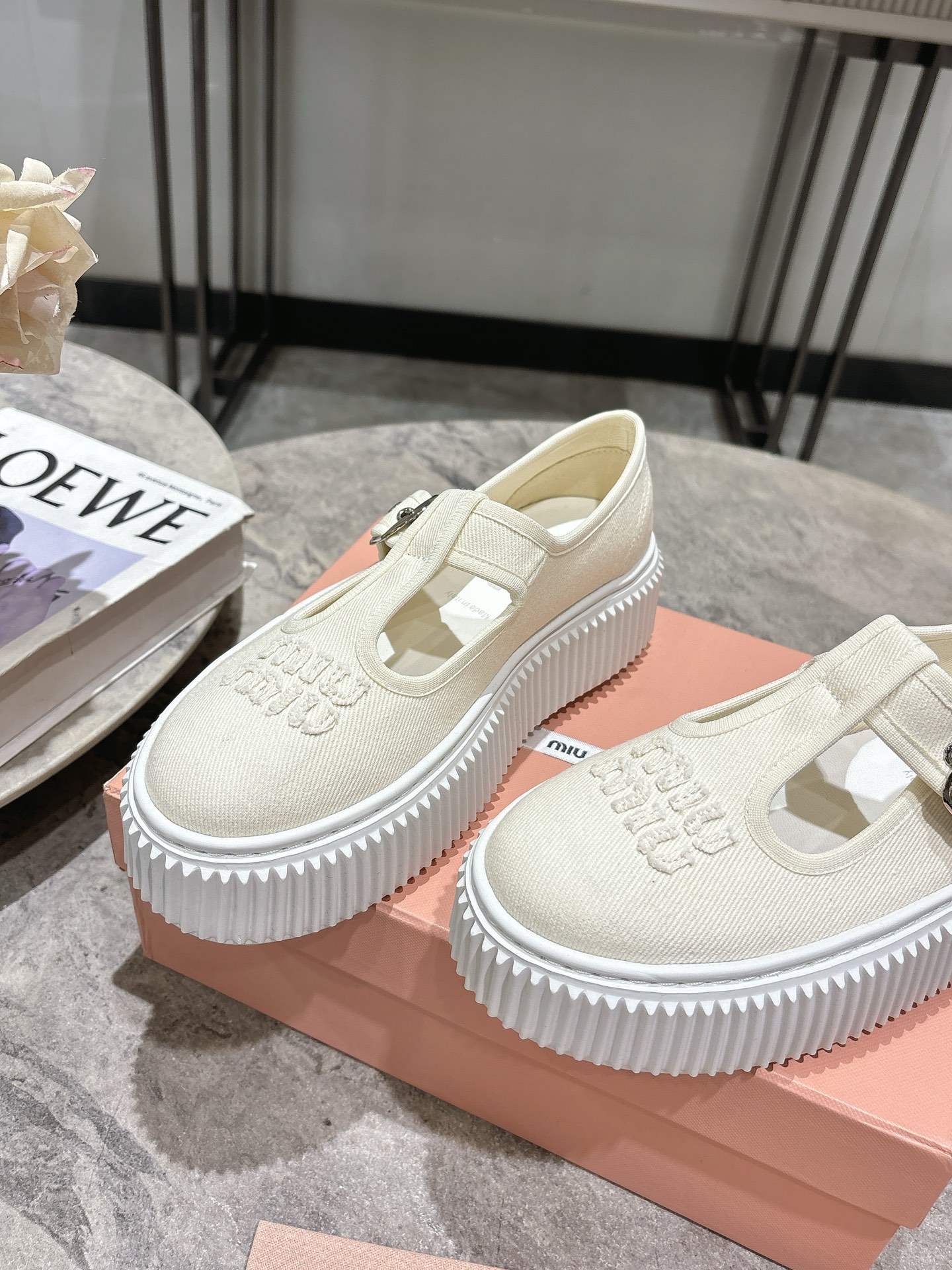 Miu Miu 2025 Spring Collection Mary Jane Platform Shoes 9 i1744130475238 6129 0 7