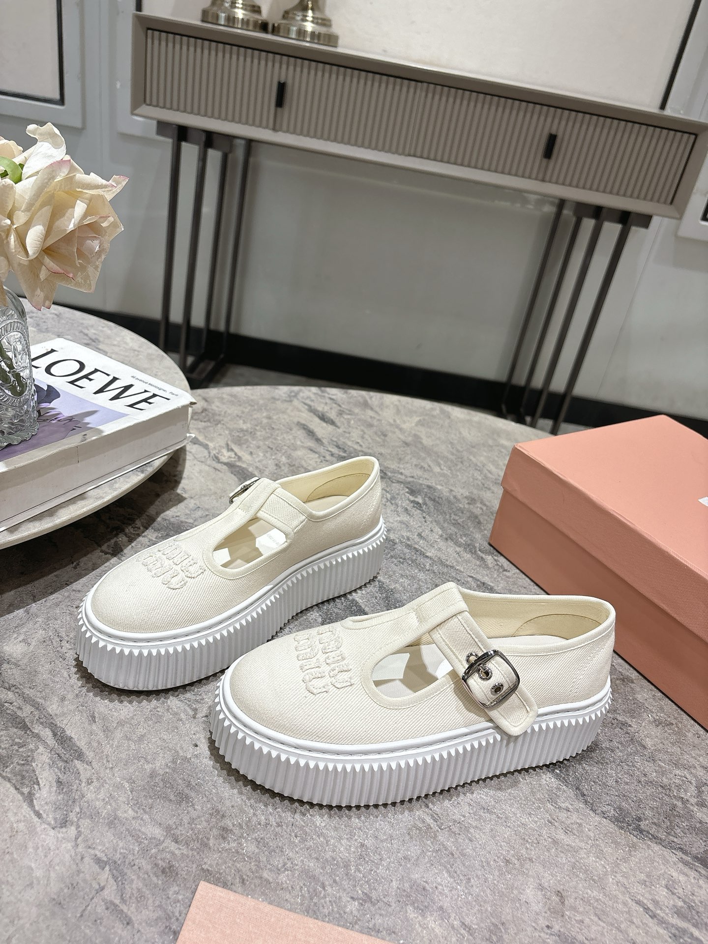 Miu Miu 2025 Spring Collection Mary Jane Platform Shoes 4 i1744130476821 4118 0 2