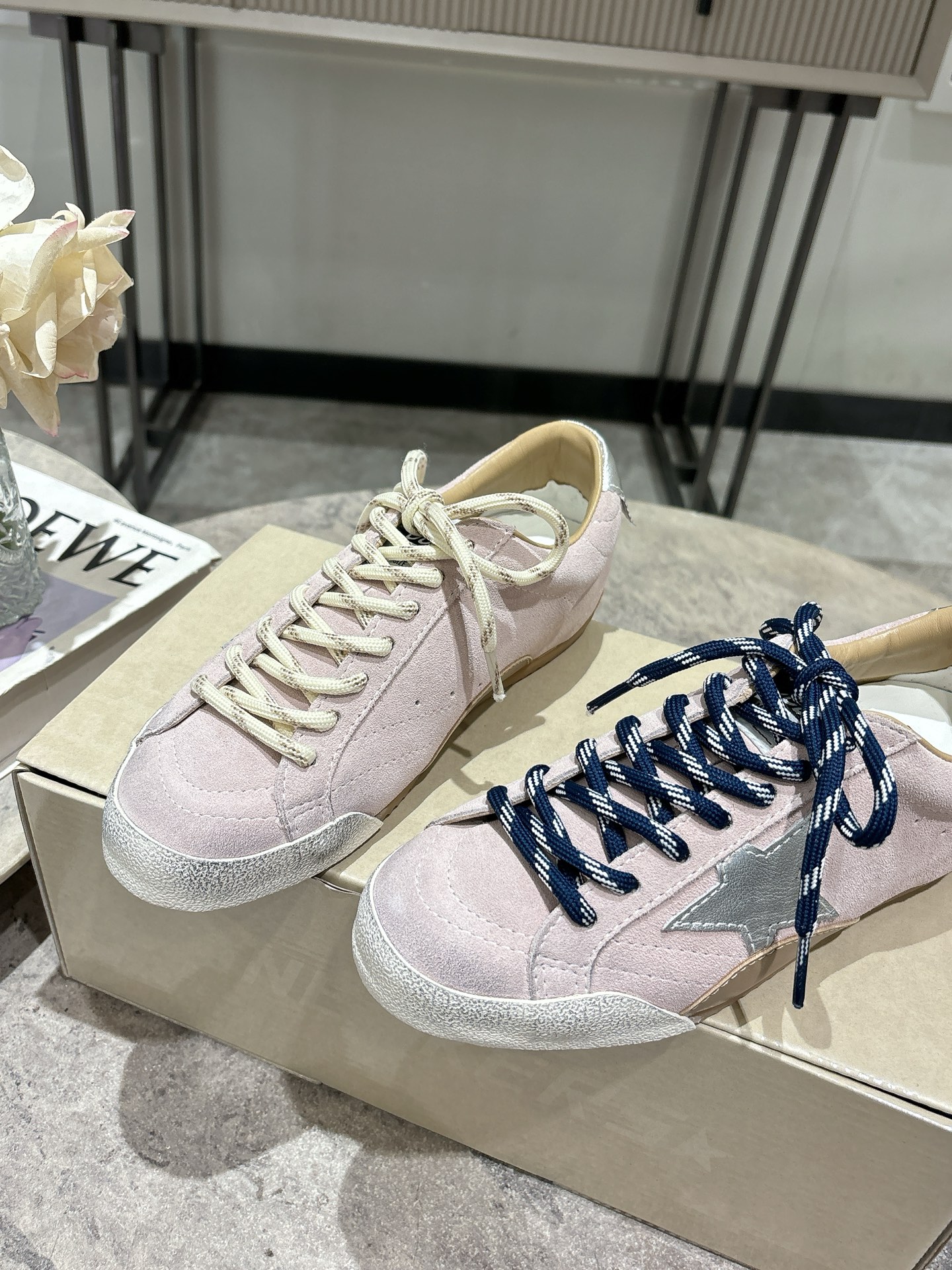 Golden Goose 25SS True Star Sneakers: Korean Limited Edition, Unisex Style 8 i1744130703316 8548 0 6