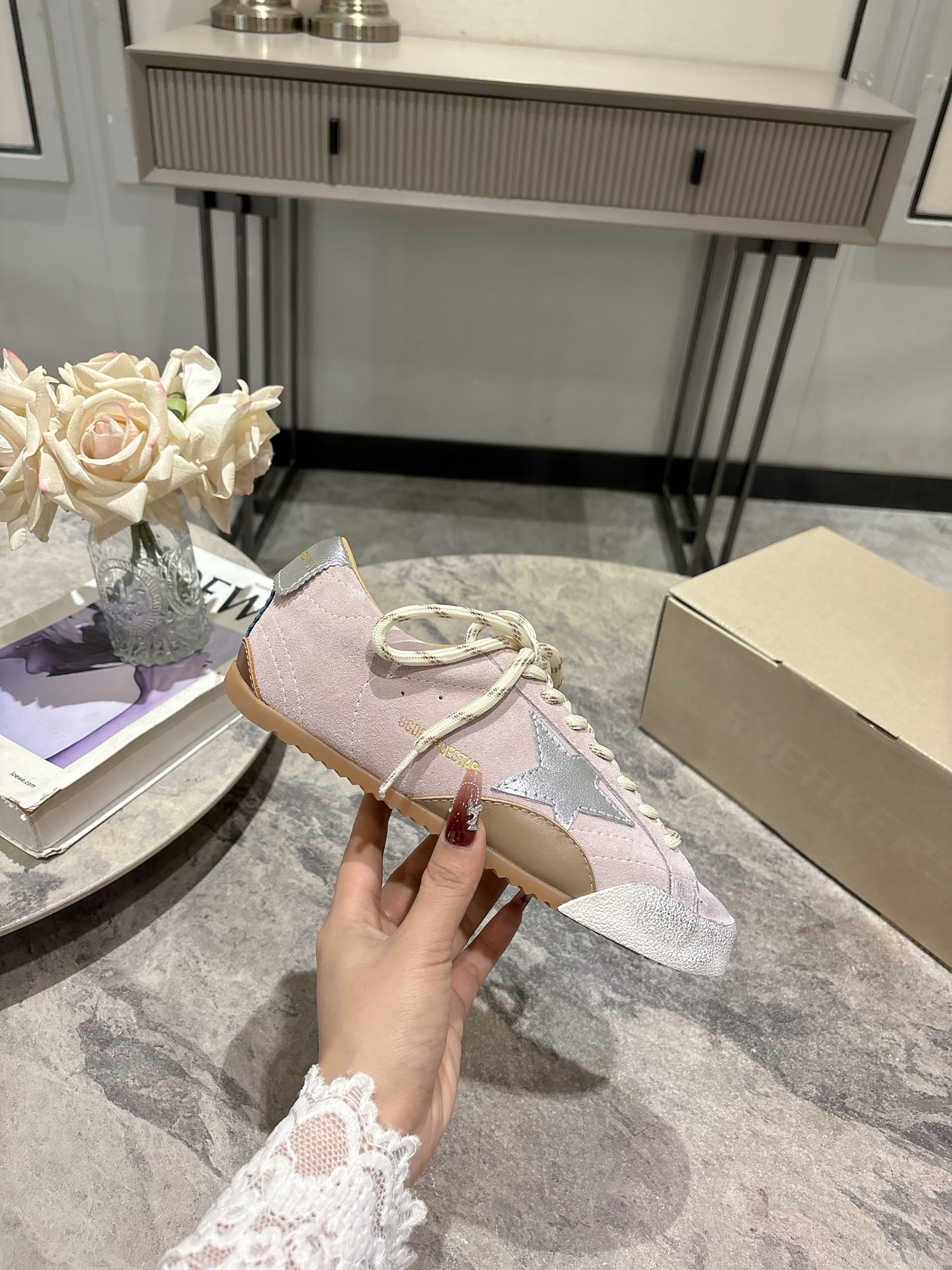 Golden Goose 25SS True Star Sneakers: Korean Limited Edition, Unisex Style 7 i1744130703366 6420 0 5