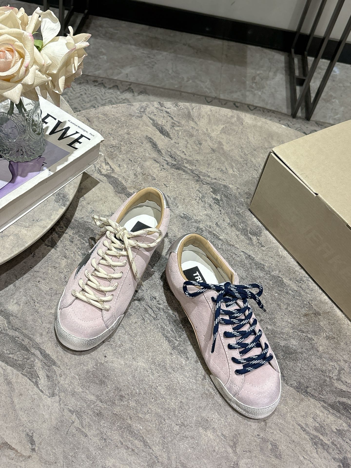 Golden Goose 25SS True Star Sneakers: Korean Limited Edition, Unisex Style 4 i1744130704152 7961 0 1