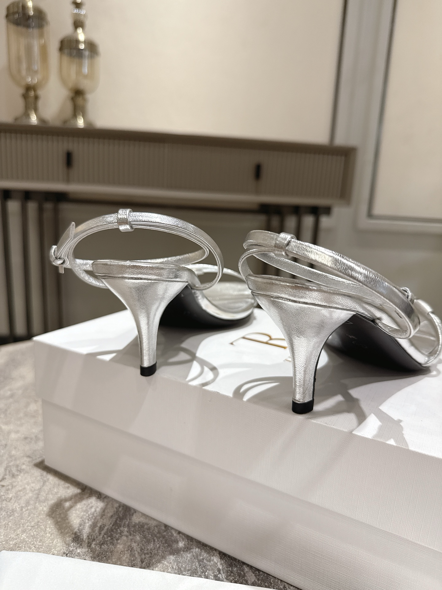 The Row Spring/Summer New Slingback Sandals Stiletto Heel Sandals 8 i1746458822415 2694 0 6