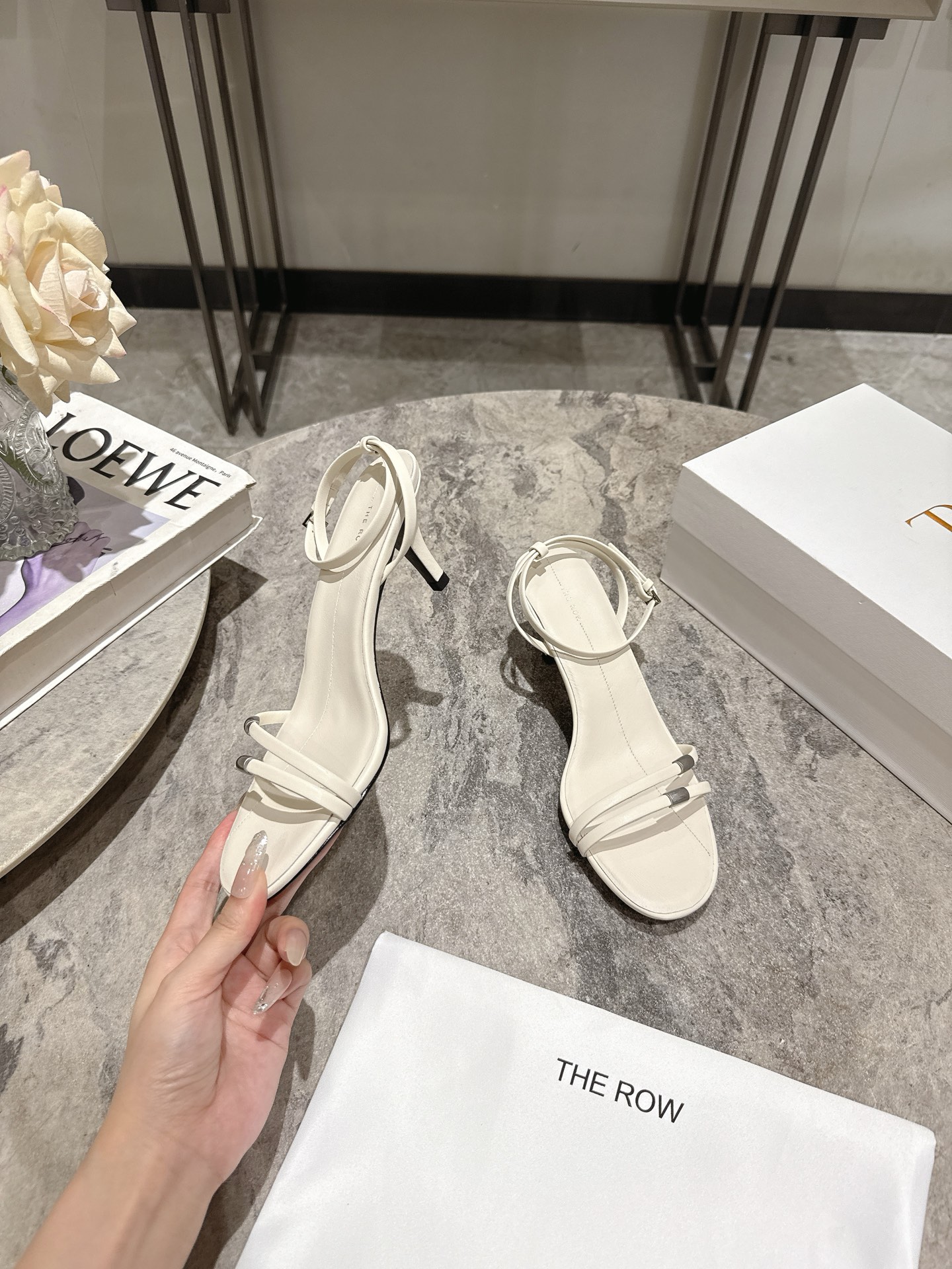 The Row Minimalist Heeled Sandals - Simple, Elegant Summer Style 2 i1746458840305 2125 0 2