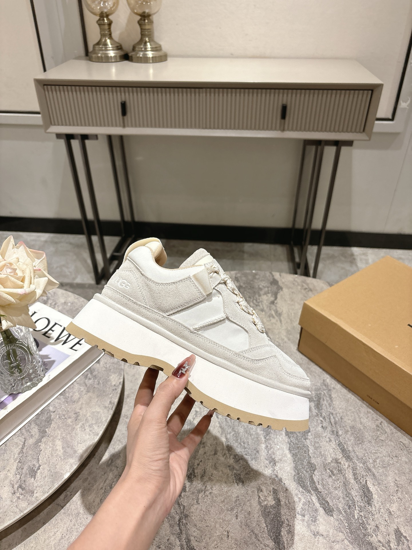 New UGG 775 Heavy-Floor Sneakers: Light as Clouds, Stylish and Comfortable - 图片 6
