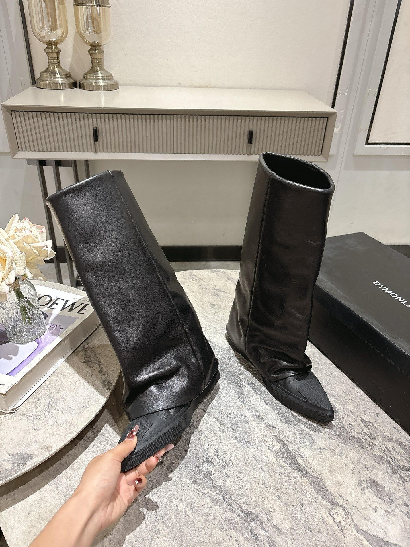 “Women’s Casual Black Shoes with 3cm Height Increase for Street Style and Comfort” - 图片 4