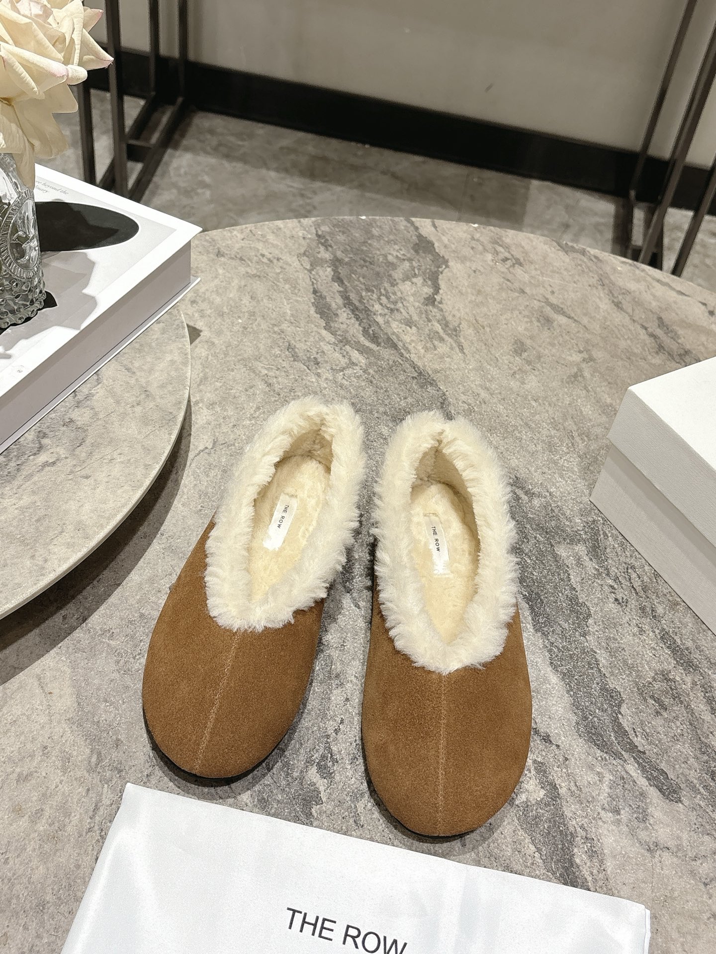 _dxZ9sWqJv2vrXnKB-TnfBRLeN-1Q_wOYk7OpktQ