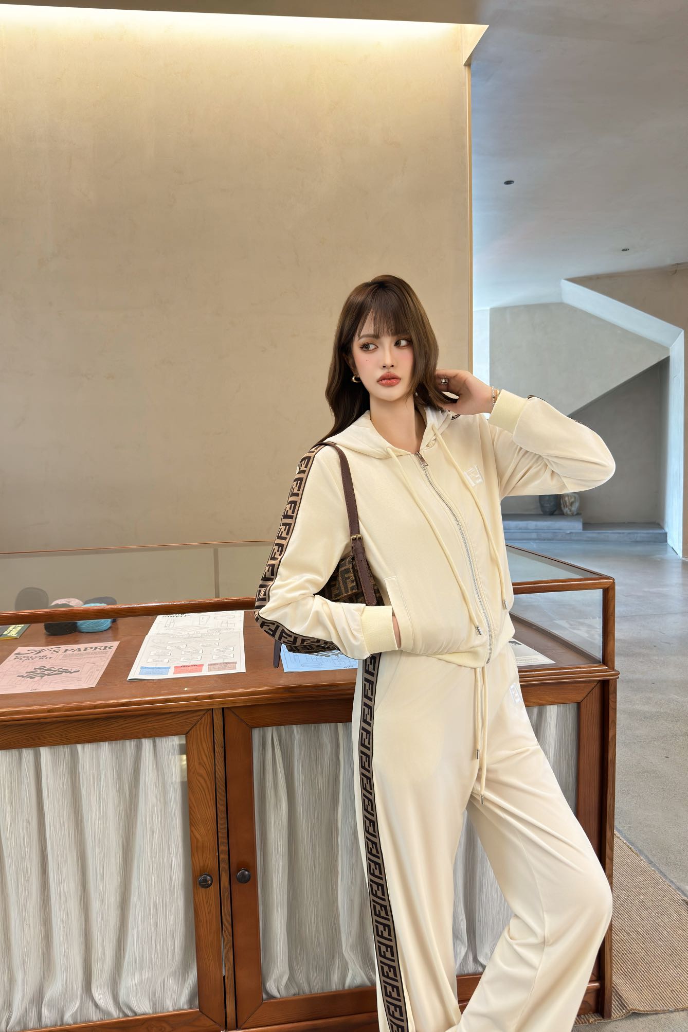 NO:495129,upper body picture, alexander wang19860909上身图,,alexander wang,Women's clothing