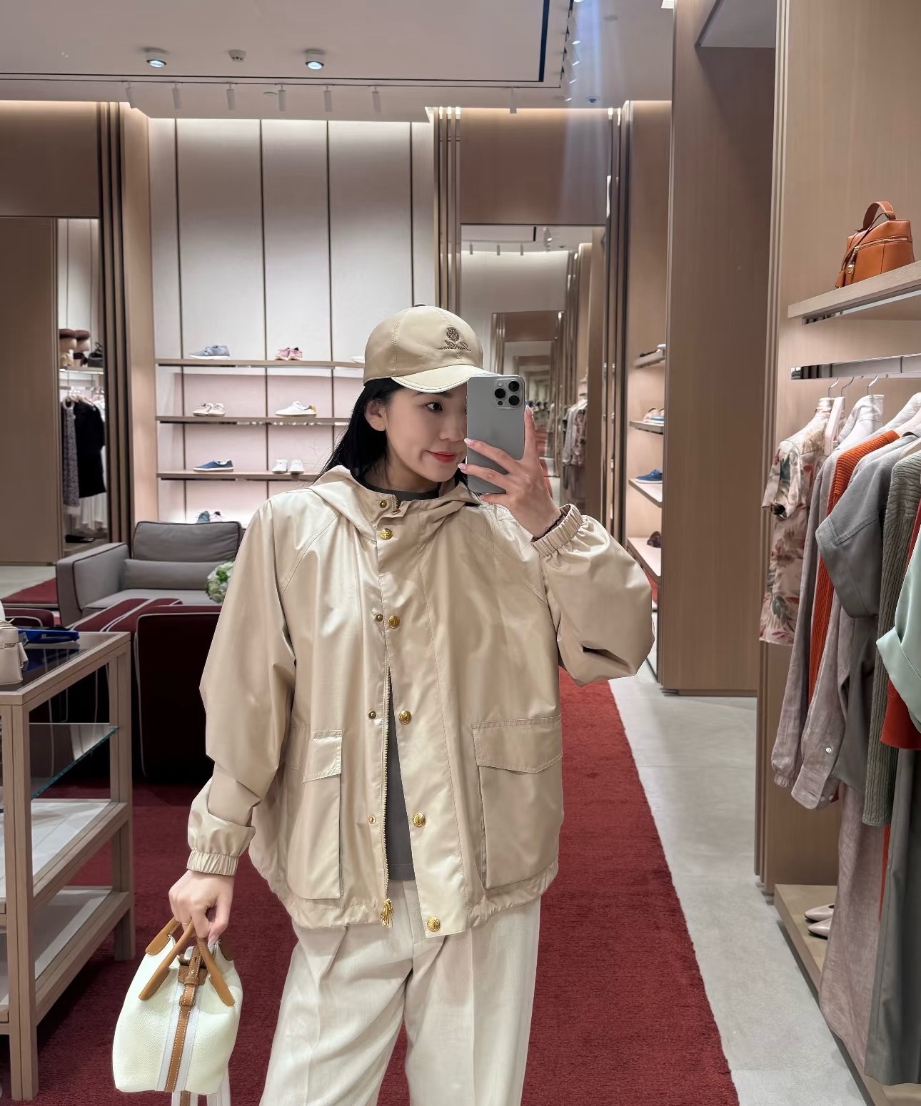 NO:562932,xiaohongshu,,alexander wang19860909小红书,,alexander wang,Women's clothing