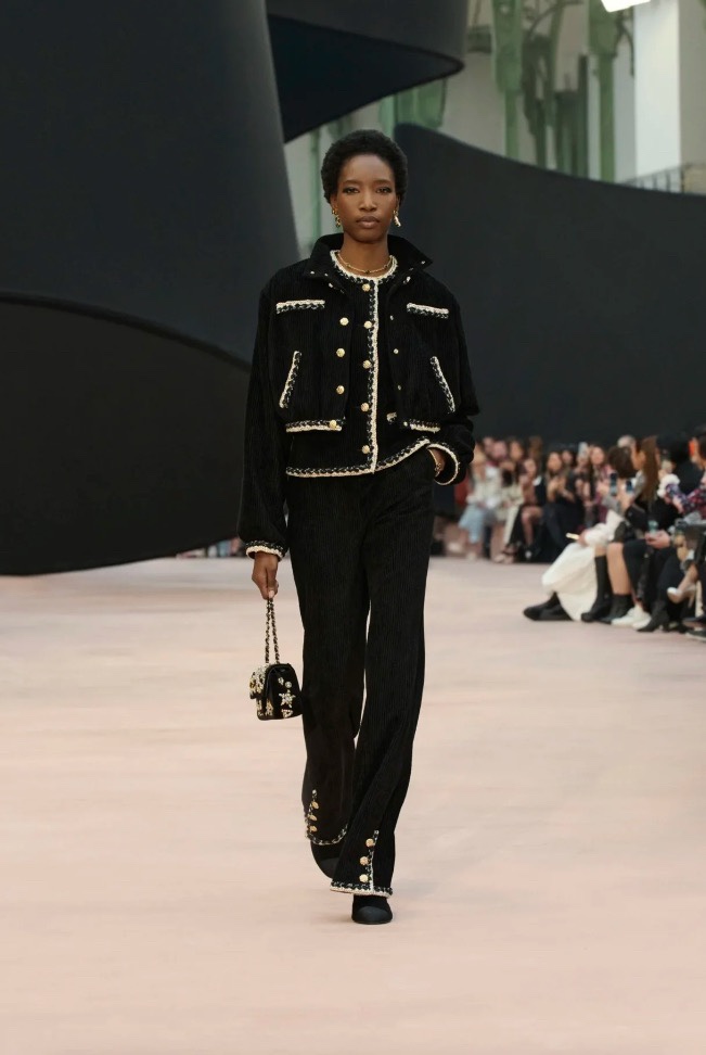 NO:566019,Xiutu,,alexander wang19860909秀图,,alexander wang,Women's clothing