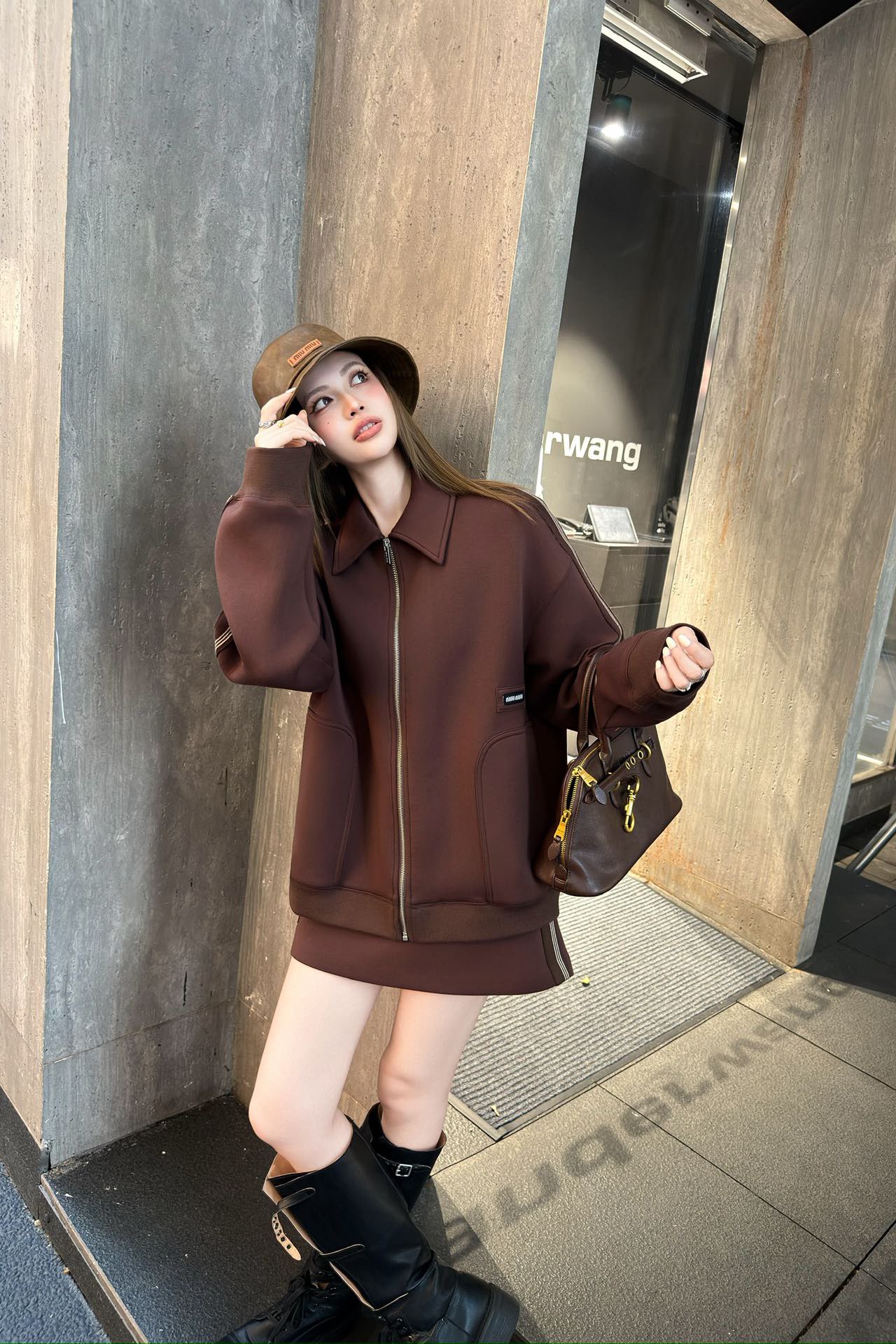 NO:569996,Jacket and skirt upper body picture,,skirts,jackets & coats,alexander wang19860909外套半裙上身图,,skirts,jackets & coats,alexander wang,Women's clothing