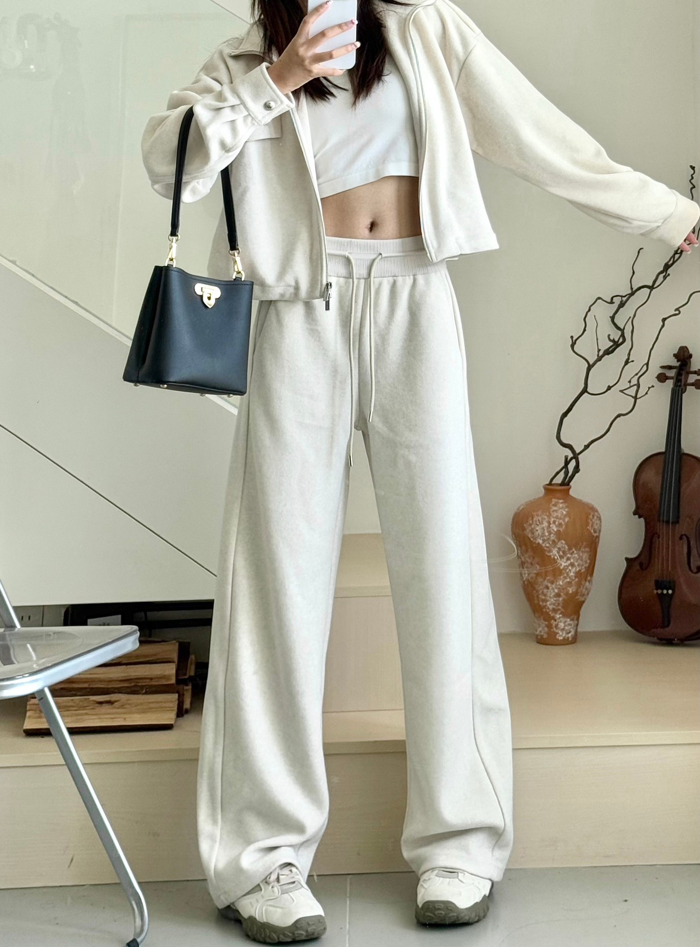 NO:589841,Tops and trousers upper body picture,,alexander wang19860909上衣 长裤上身图,,alexander wang,Women's clothing
