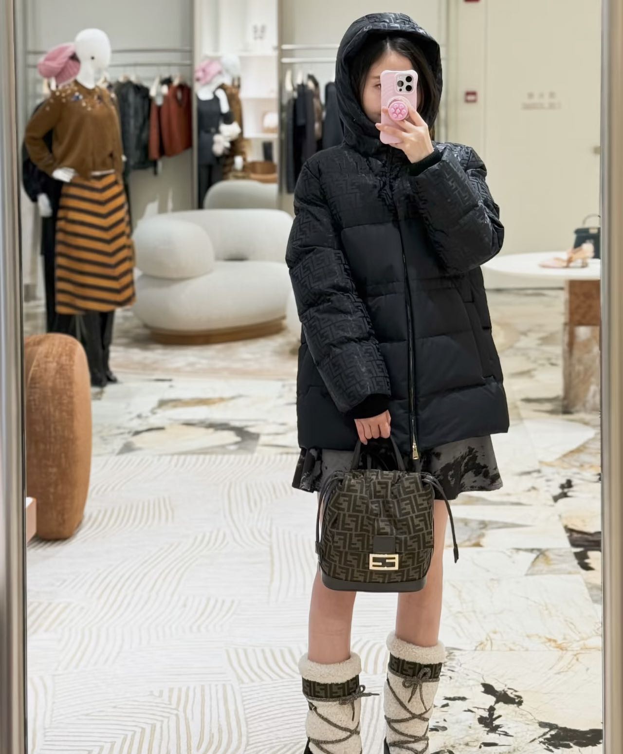 NO:654136,xiaohongshu,,alexander wang19860909小红书,,alexander wang,Women's clothing