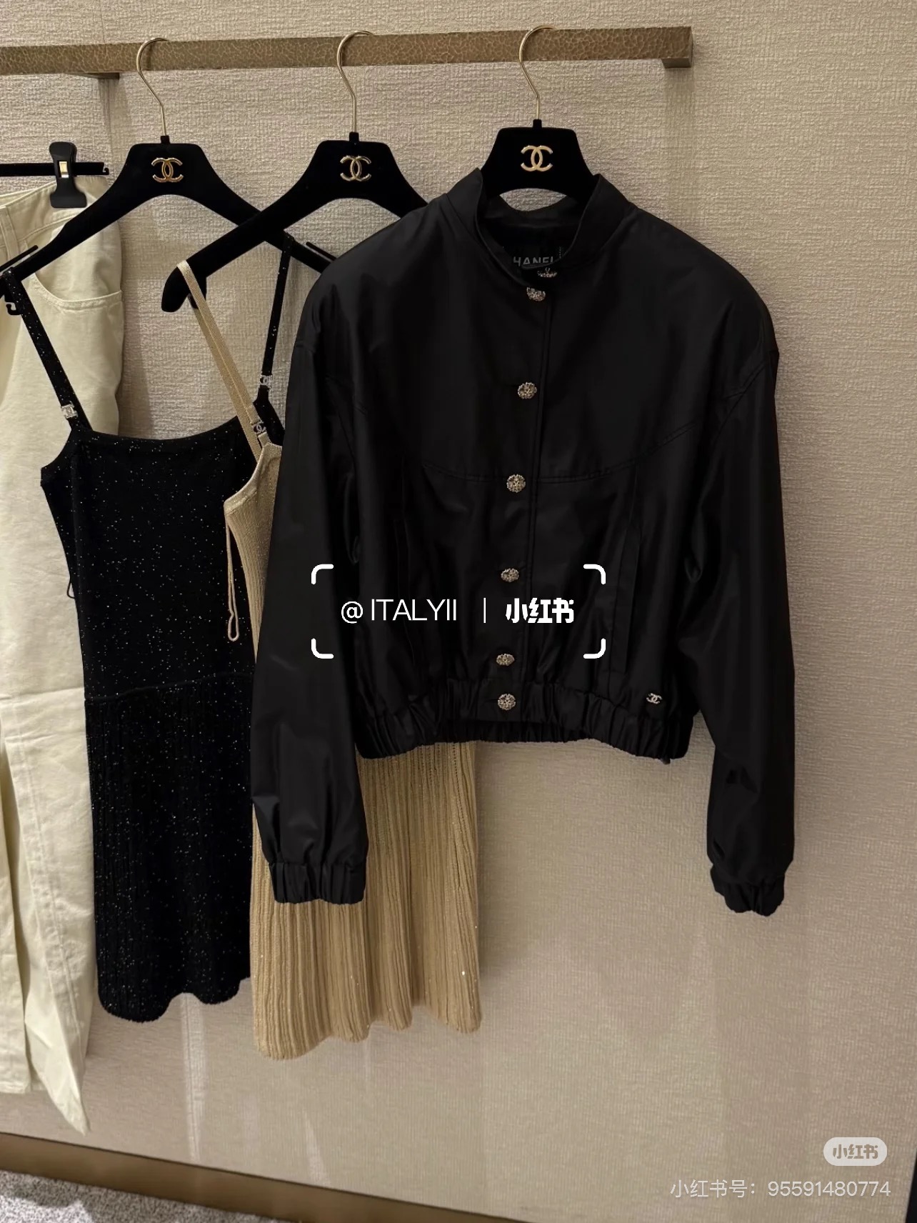 NO:663580,Xiutu,, 19860909秀图,, ,Women's clothing