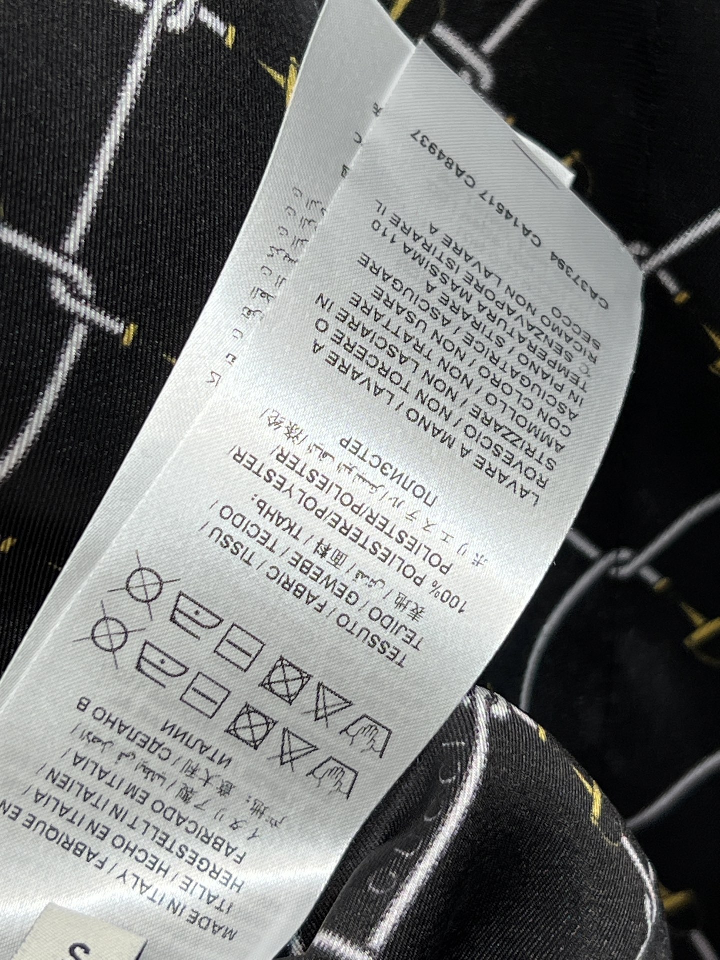 G家 26春夏新款 链条⛓️印花系带领衬衫 轻薄面料 穿着舒适透气 定制印花+领口系带设计 优雅又有细节