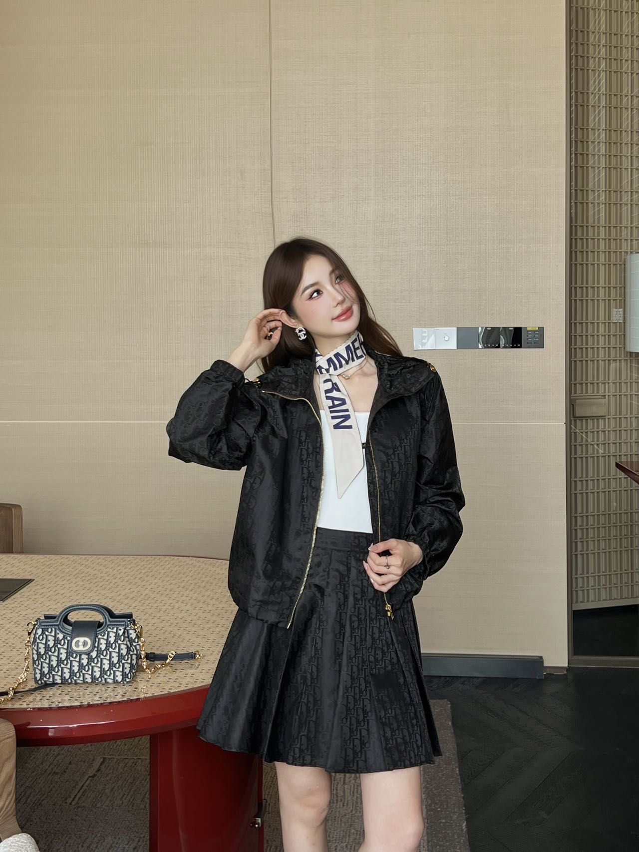 NO:709369,Upper body picture,,19860909上身图,,,Women's clothing