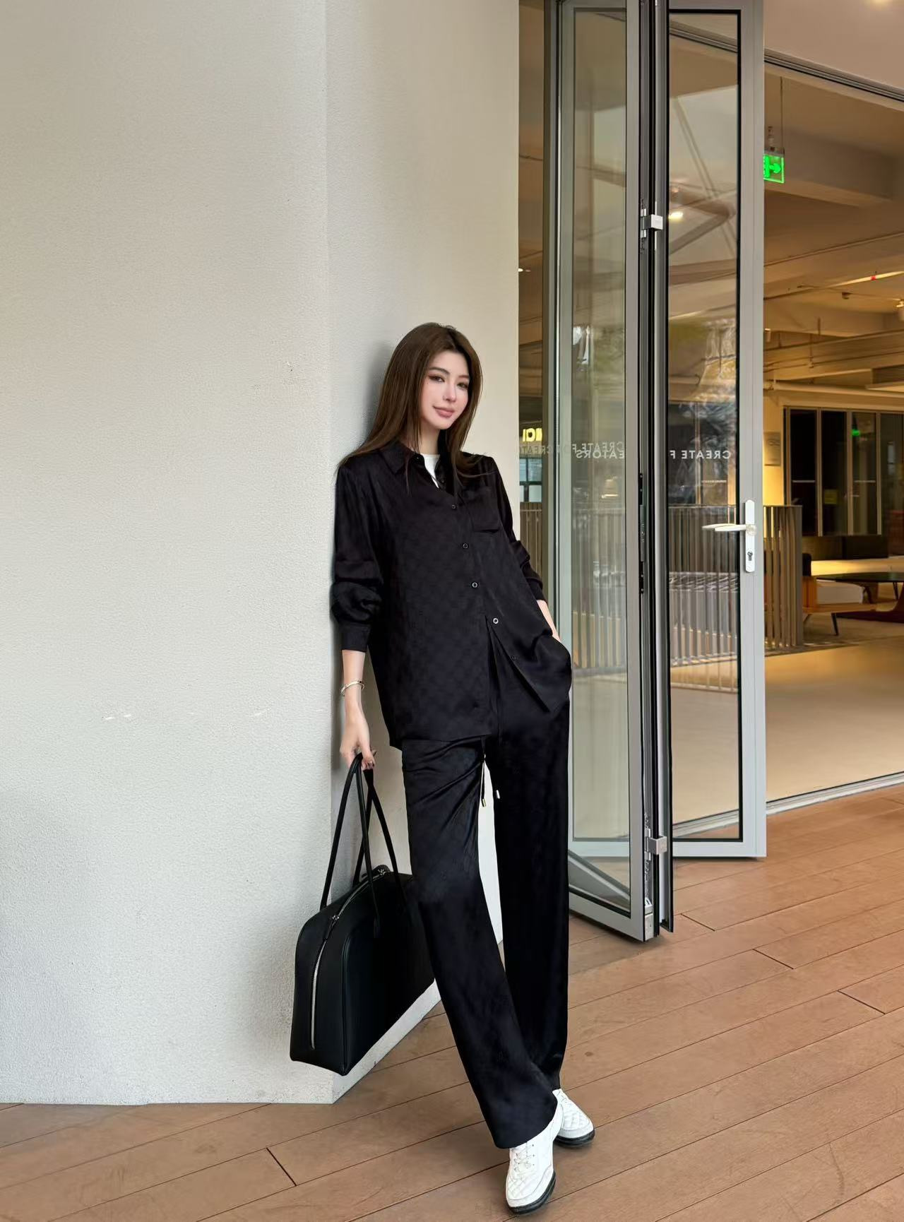 NO:751953,Shirt and pants upper body picture,,19860909衬衣 裤子上身图,,,Women's clothing