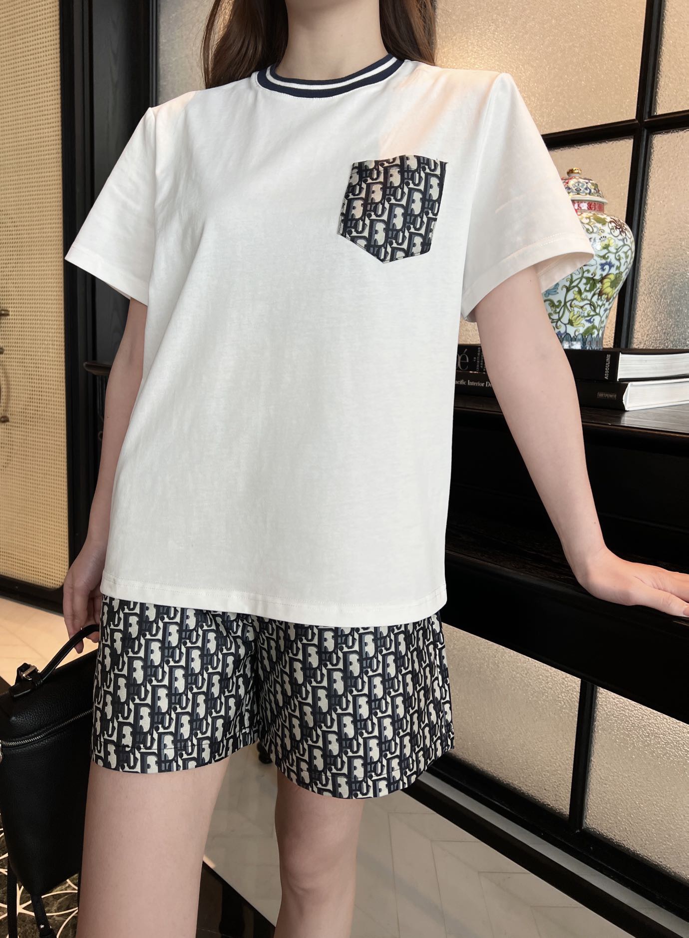 NO:752504,Upper body picture,,19860909上身图,,,Women's clothing