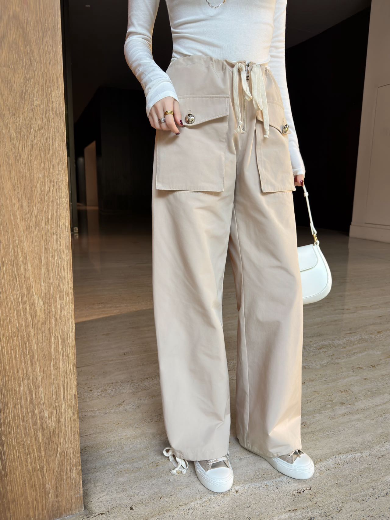 NO:792390,Upper body picture,,19860909上身图,,,Women's clothing