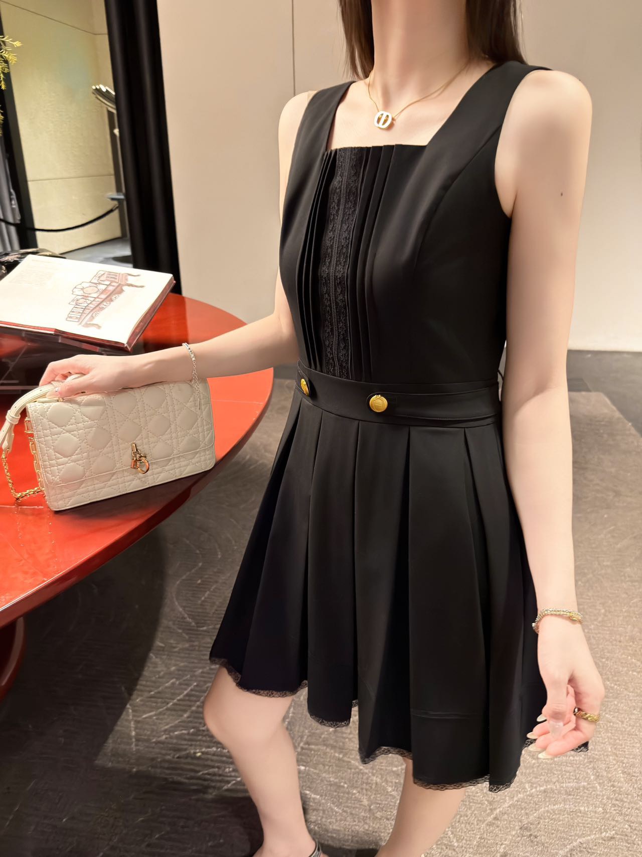 NO:863879,Upper body picture,,19860909上身图,,,Women's clothing