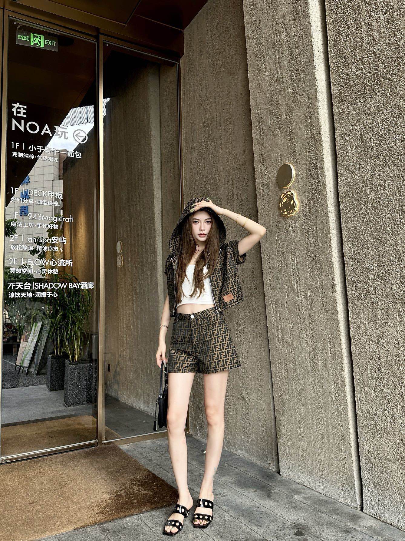NO:863997,Upper body picture,,19860909上身图,,,Women's clothing