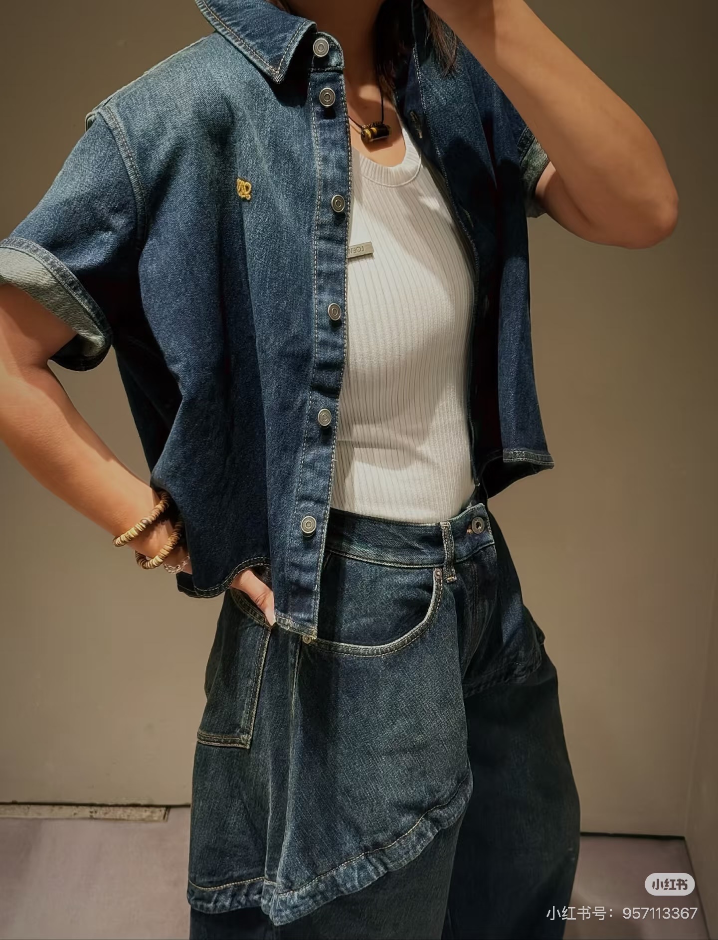 NO:893541,,,19860909,,,Women's clothing