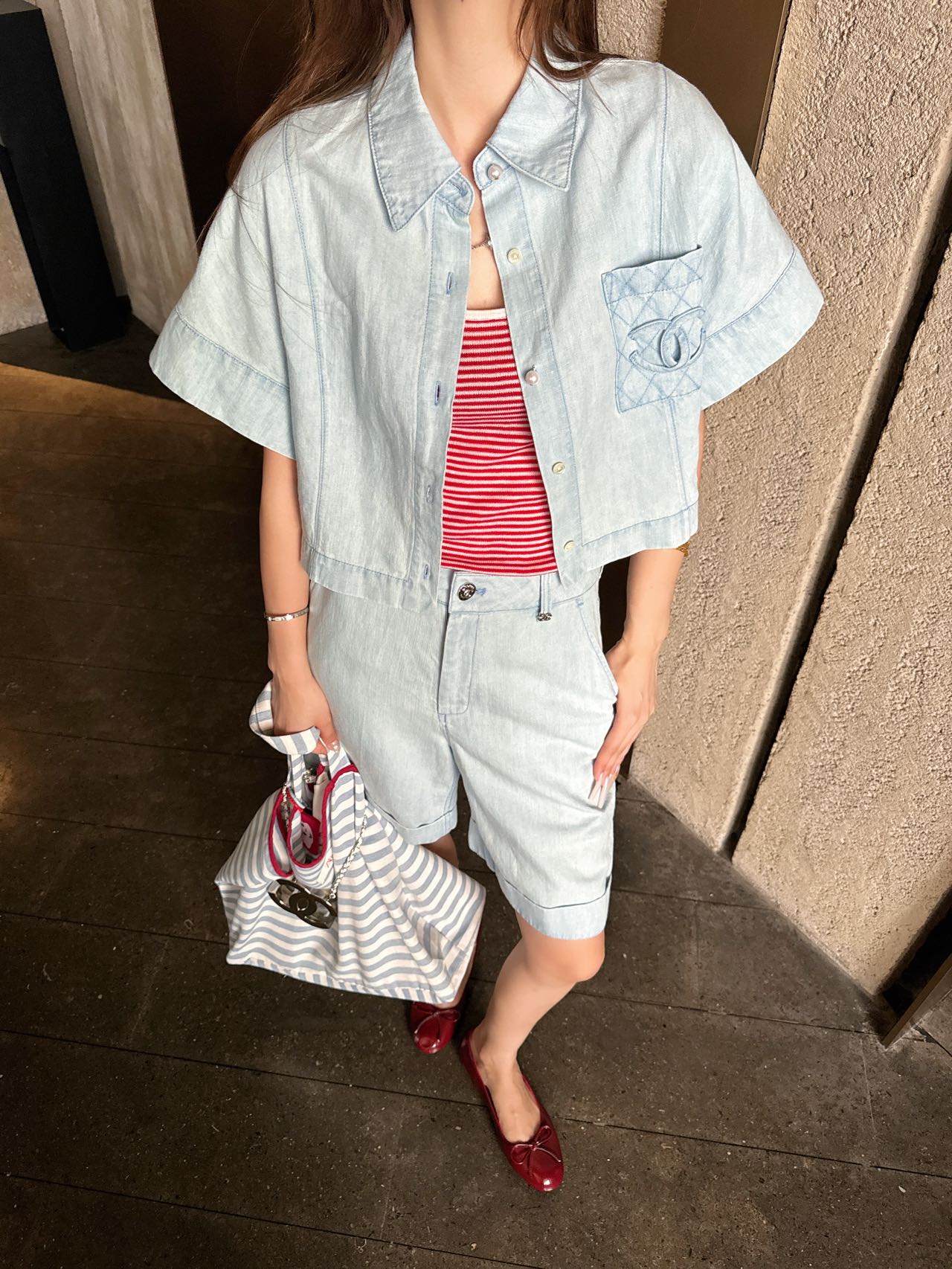 NO:905845,One set has,,19860909一套有,,,Women's clothing