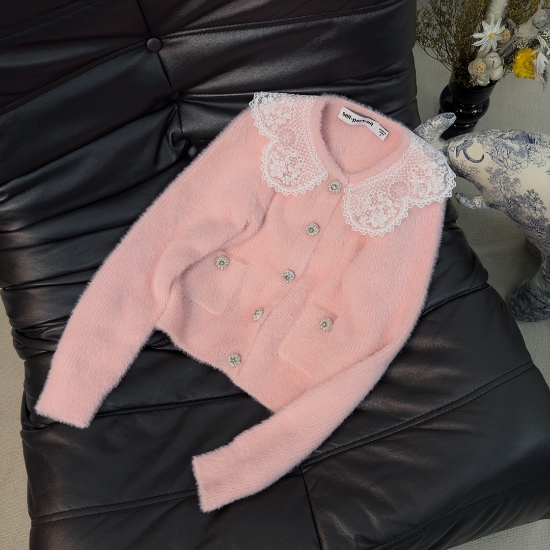 High-End Quality Female Suit Set with Embroidery Tie and Self-Portrait Package