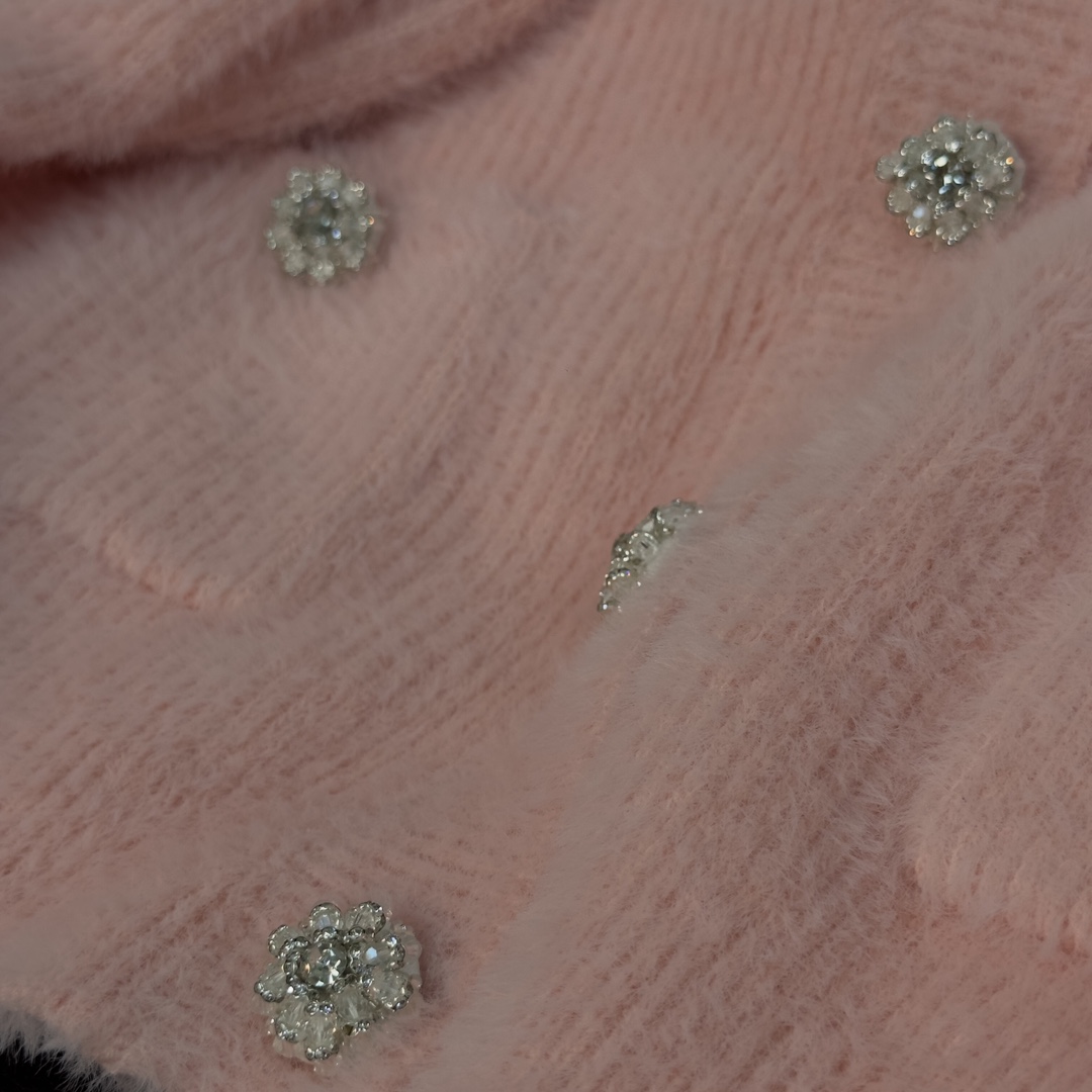 High-End Quality Female Suit Set with Embroidery Tie and Self-Portrait Package - 图片 3