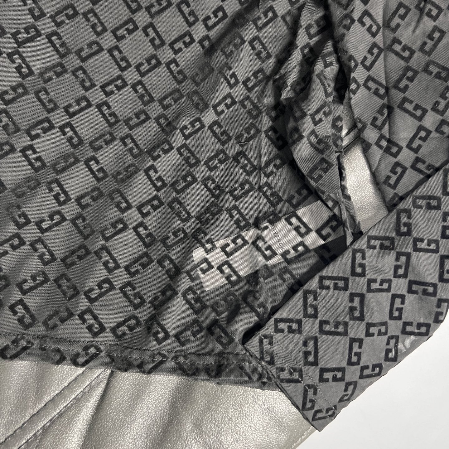 “New Single-Rate Women’s Suit: Classic Colors in Velvet, SMLXL Sizes Available” - 图片 7