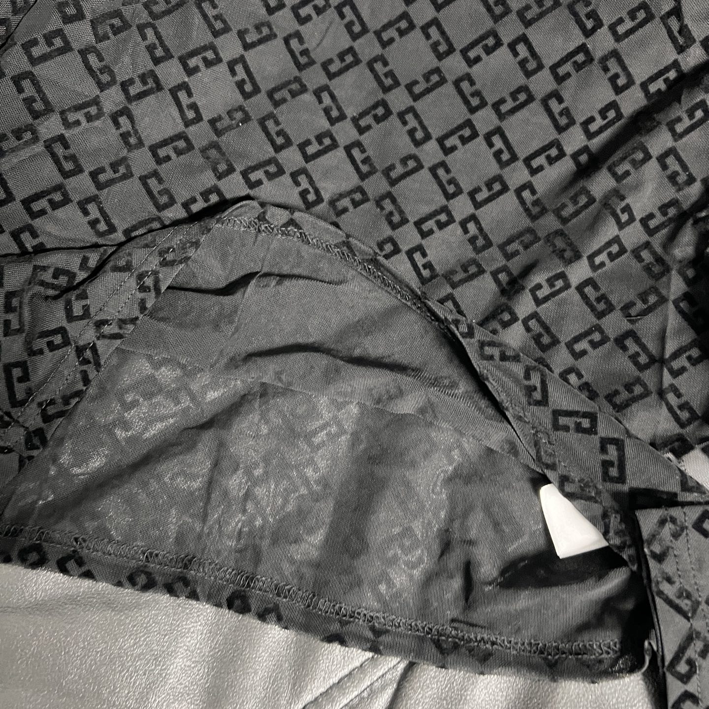 “New Single-Rate Women’s Suit: Classic Colors in Velvet, SMLXL Sizes Available” - 图片 8