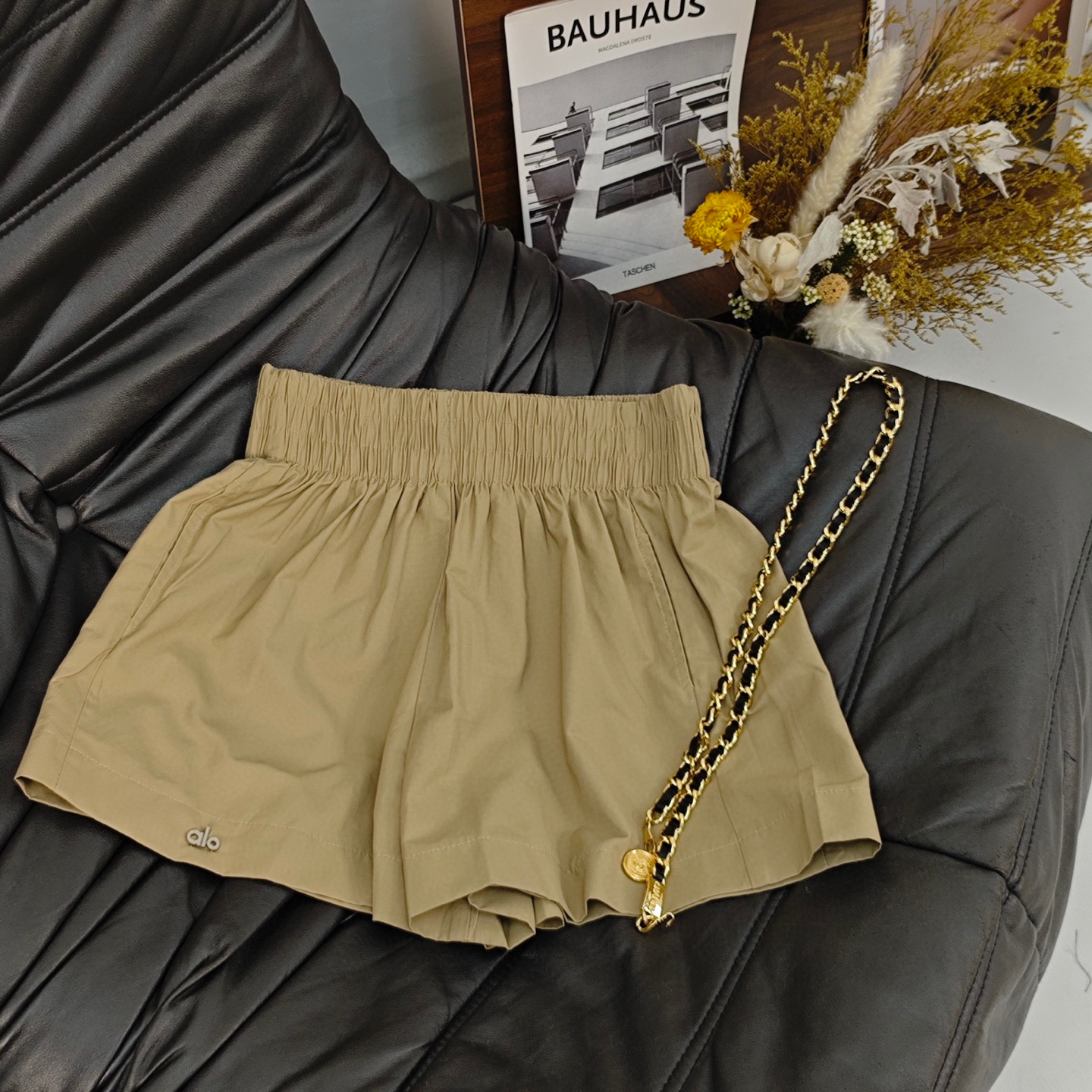 “Versatile Single-Size Female Suit for Waist Tightening and Comfort” - 图片 2