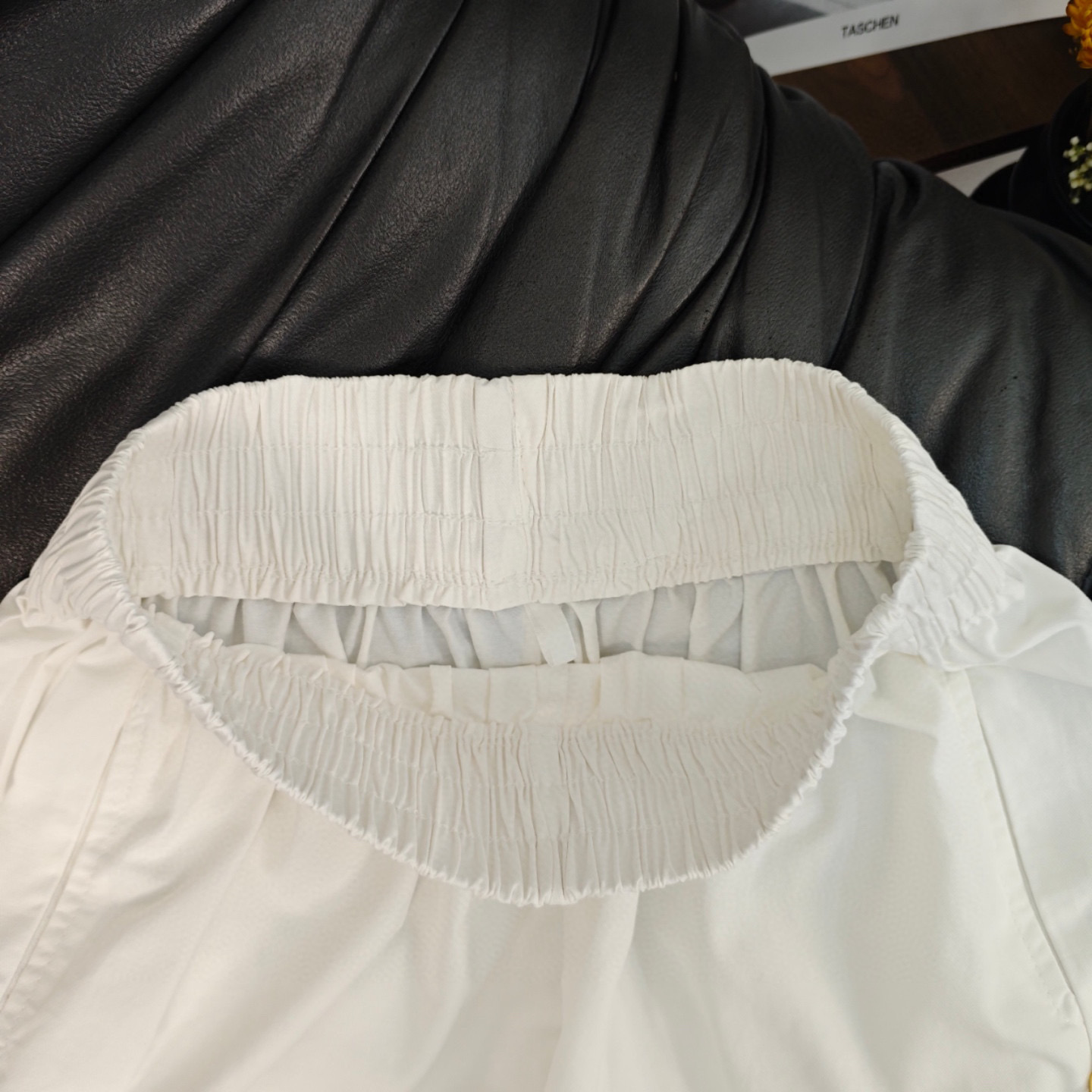 “Comfortable and Versatile Single-Size Female Suit with Light-Thirsty Fabric” - 图片 5