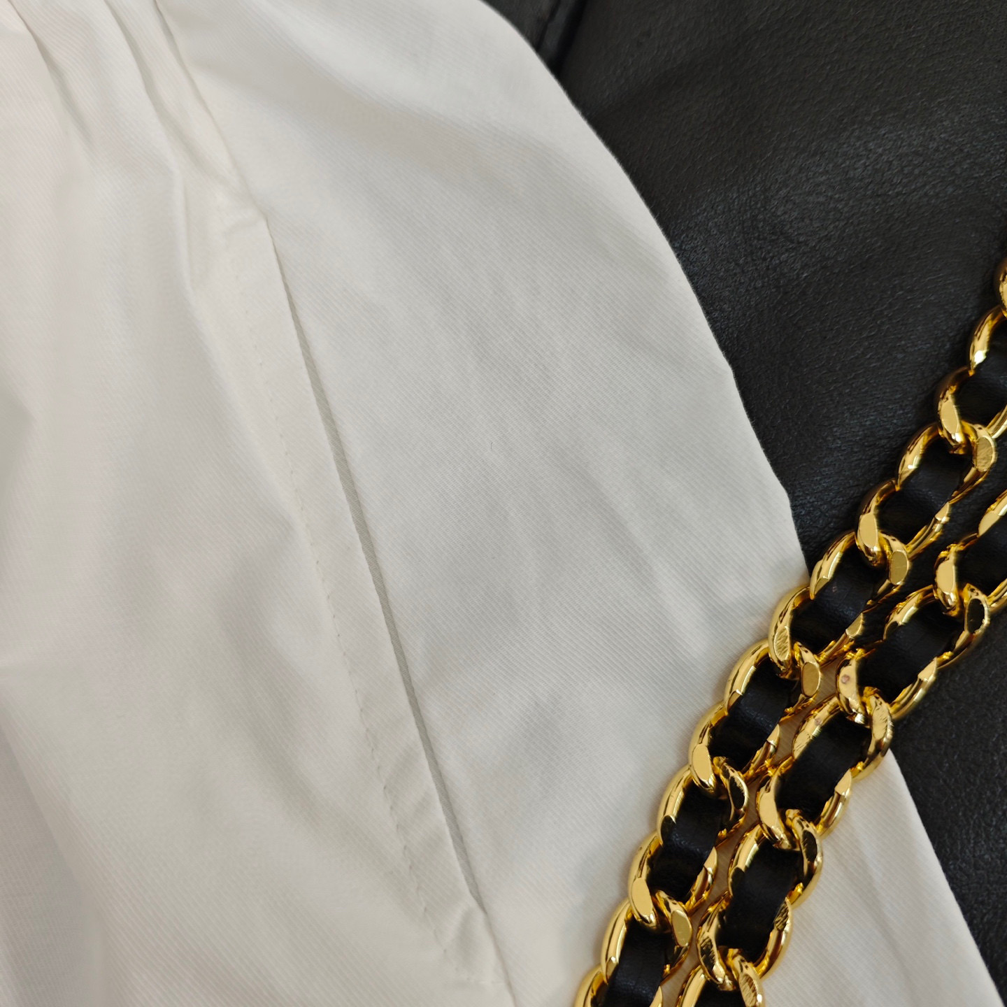 “Comfortable and Versatile Single-Size Female Suit with Light-Thirsty Fabric” - 图片 8