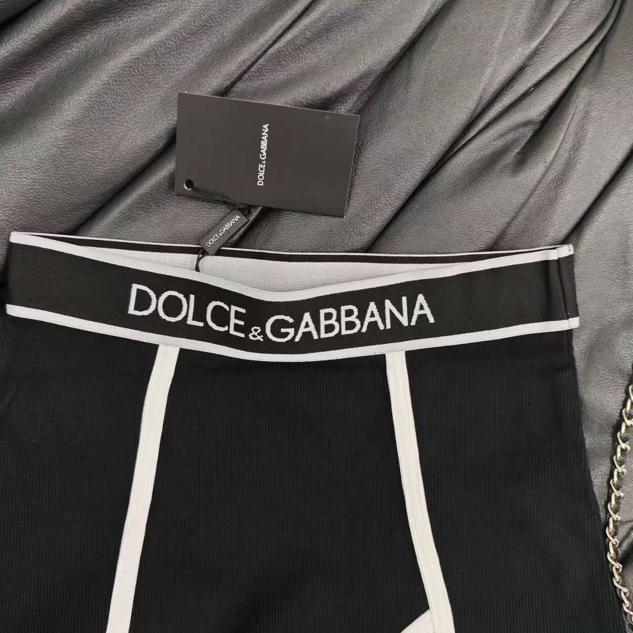 DG Women’s Hard-Core Suit: Sexy, Elegant, Classic Design, Comfortable Fabric - 图片 4