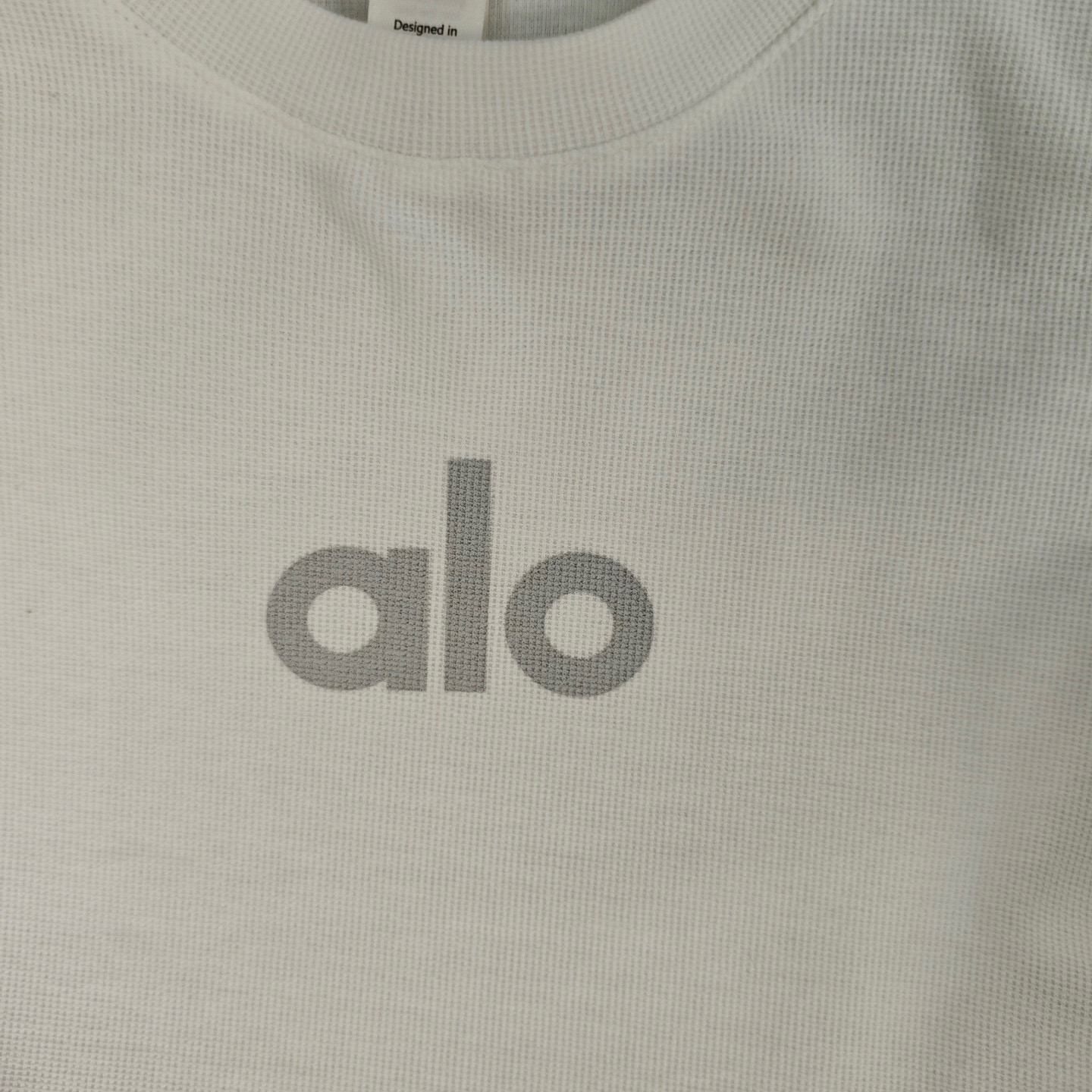 Trendy White Sports Suit with Short Sleeves and Low-key Letter Prints - 图片 4