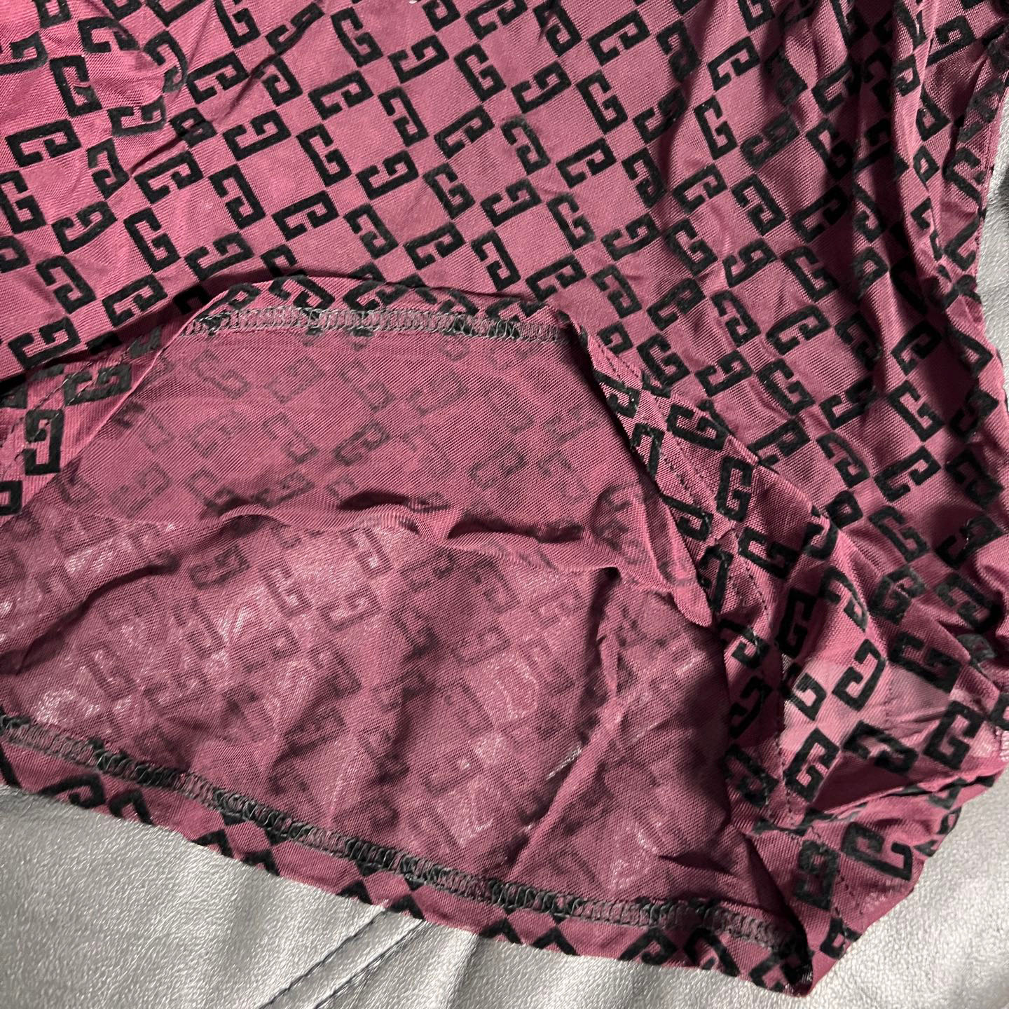 “Nebraska 25th Anniversary Single-Rate Female Suit in Classic Colors and Velvet Fabric” - 图片 6