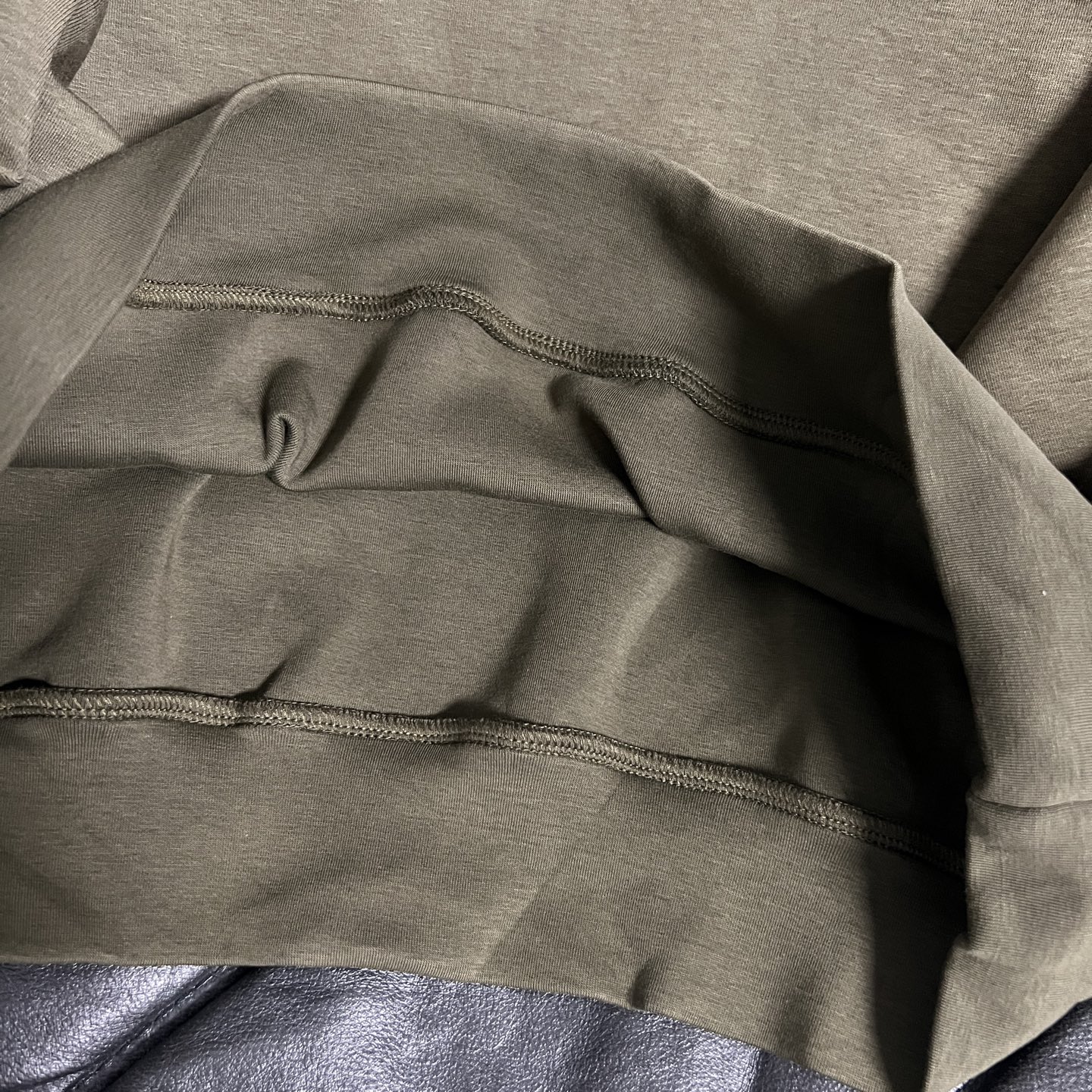 Olive Green Suit Set: Simple, Cozy, and Versatile for Daily Wear and Work – Sizes S, M, L - 图片 7