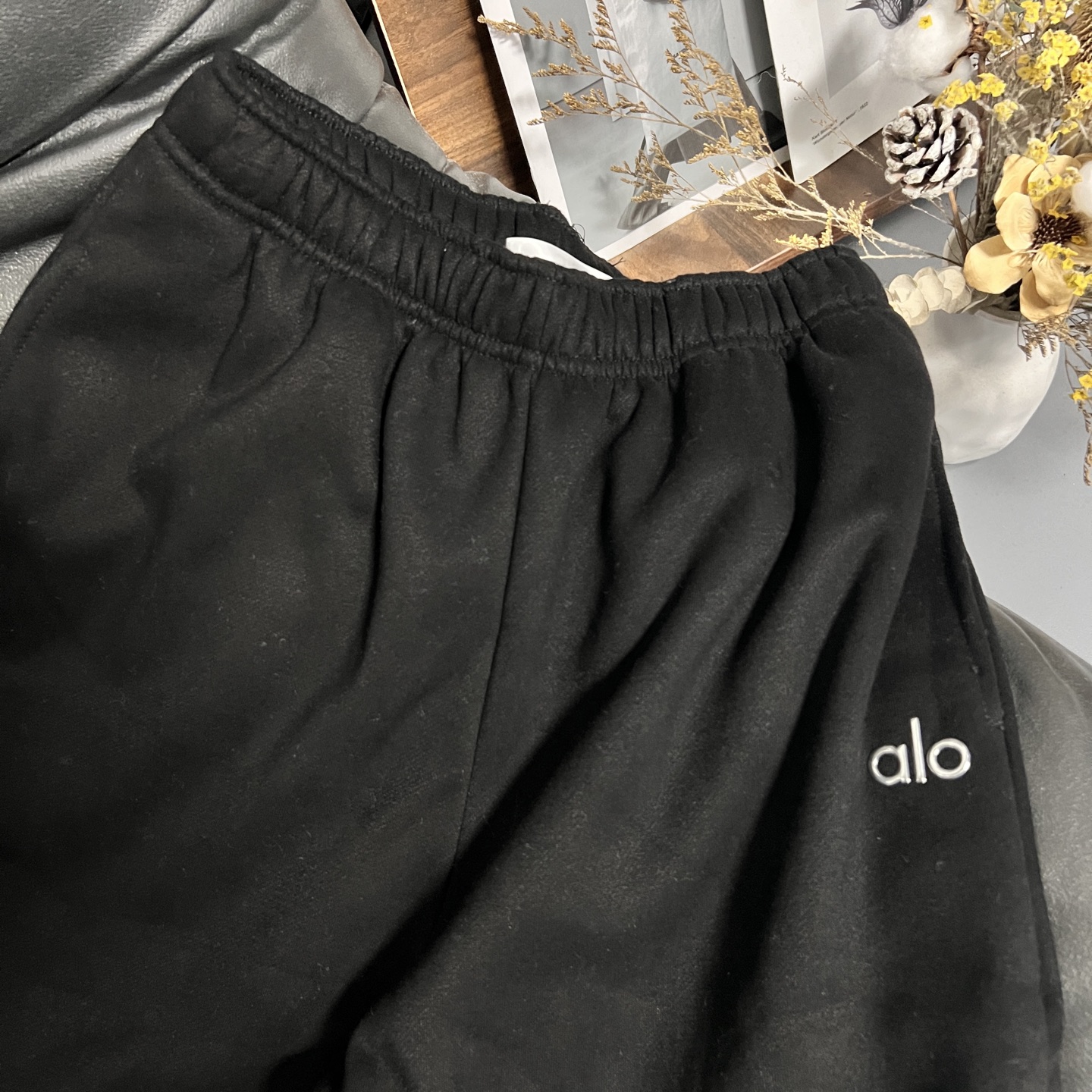 Zalo25 Autumn Collection: Single-Size Female Suit with Landnut Pants for Fall and Winter Fashion - 图片 3