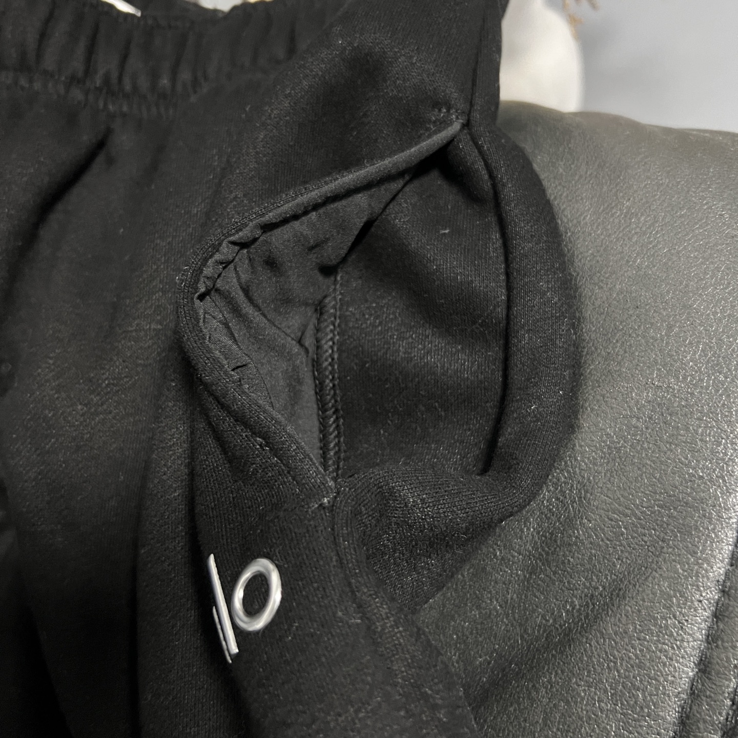 Zalo25 Autumn Collection: Single-Size Female Suit with Landnut Pants for Fall and Winter Fashion - 图片 5