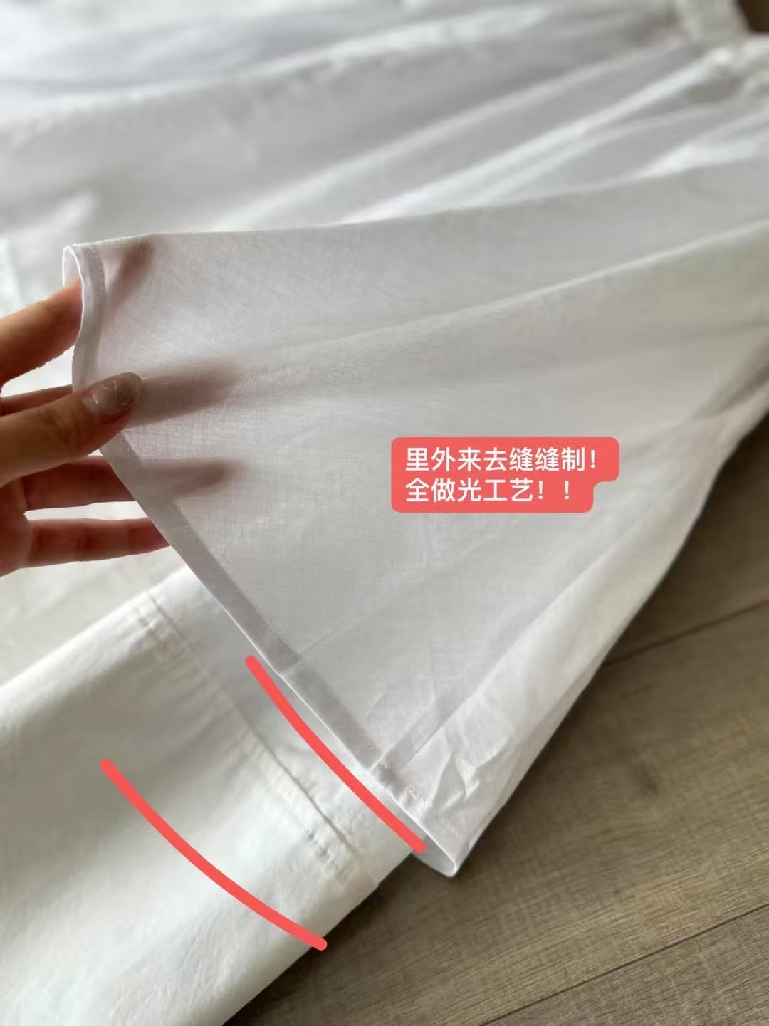 NO:432517,Is a skirt good?  !  The feeling of your fabrics and craftsmanship is not lie!  !  It is very stylish when placed at will!  !  The material is very skinny!  The fabric feels clear!  It's beyond the reach of ordinary people!  !  And zp is a complete light process for sewing inside and outside!  !  ,,skirts,alexander wang19860909一条裙子好不好！！ 你们面料和工艺的感觉不骗人！！ 随意摆放都很有型！！ 料子很有骨感！面料剔透的感觉！ 是普通货色无法企及的！！ 并且zp是里外来去缝缝制全做光工艺！！,,skirts,alexander wang,Women's clothing