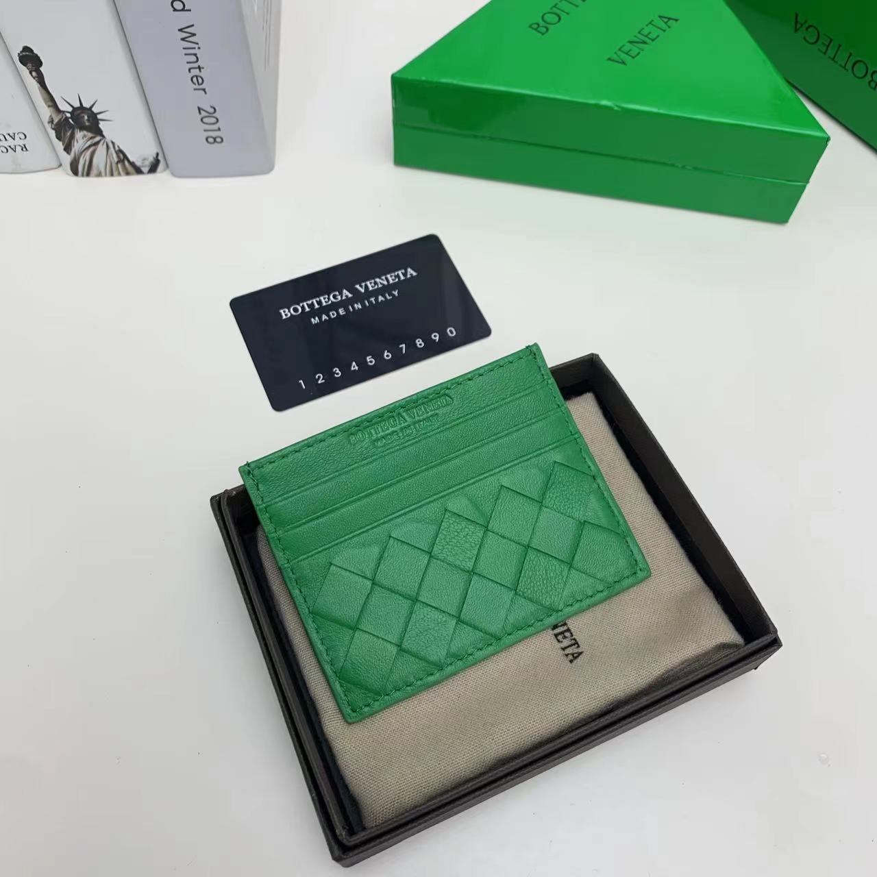 Bottega Veneta BV Intrecciato Wallet Card pack Green Weave Sheepskin