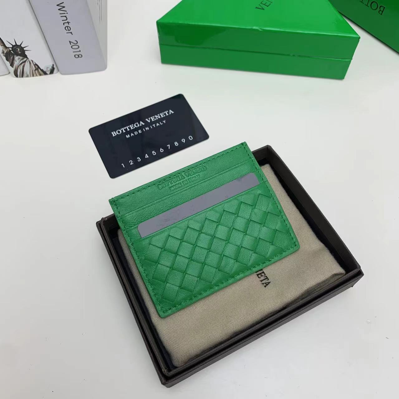 Bottega Veneta BV Intrecciato Wallet Card pack Green Weave Sheepskin