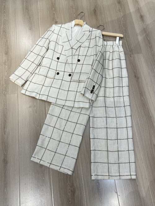 Women's Spring/Summer Linen Plaid Suit Set with Sequin Detail 1 Women's Spring/Summer Linen Plaid Suit Set with Sequin Detail