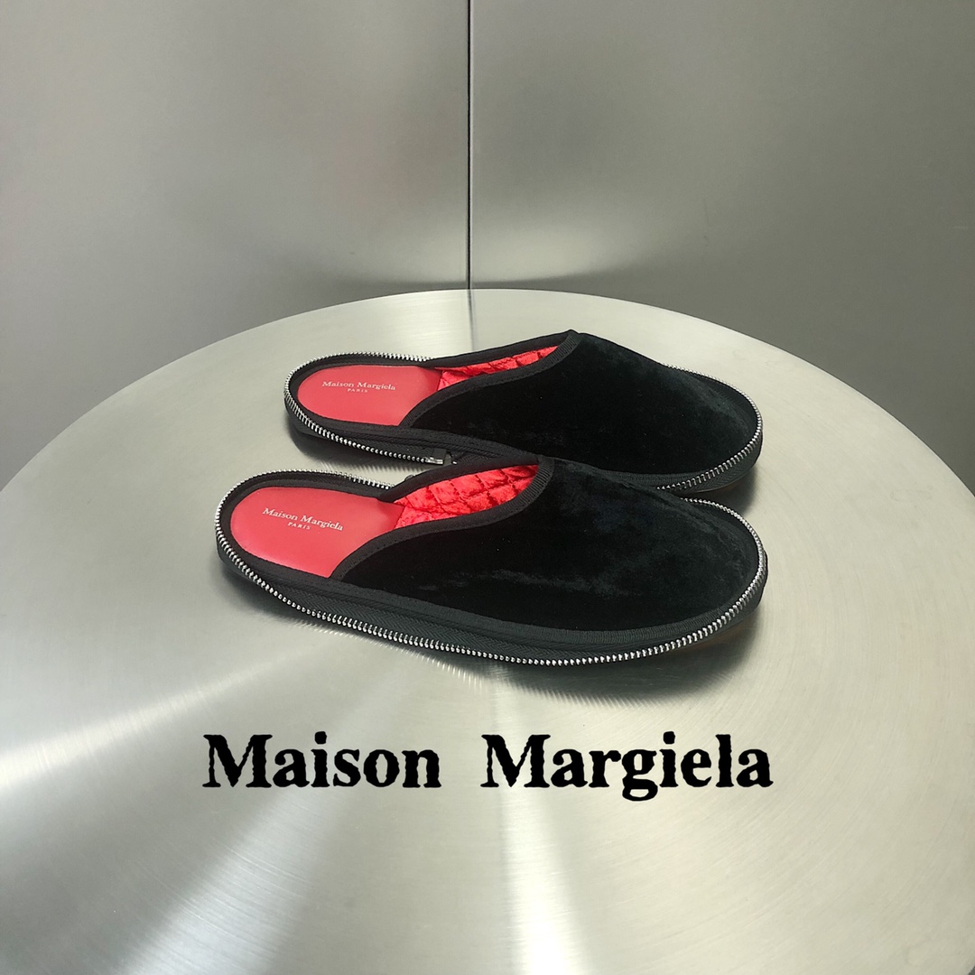 Masion Margiela马吉拉包包拉链折叠拖鞋\nSIZE：35-40\n售价：zjdbq