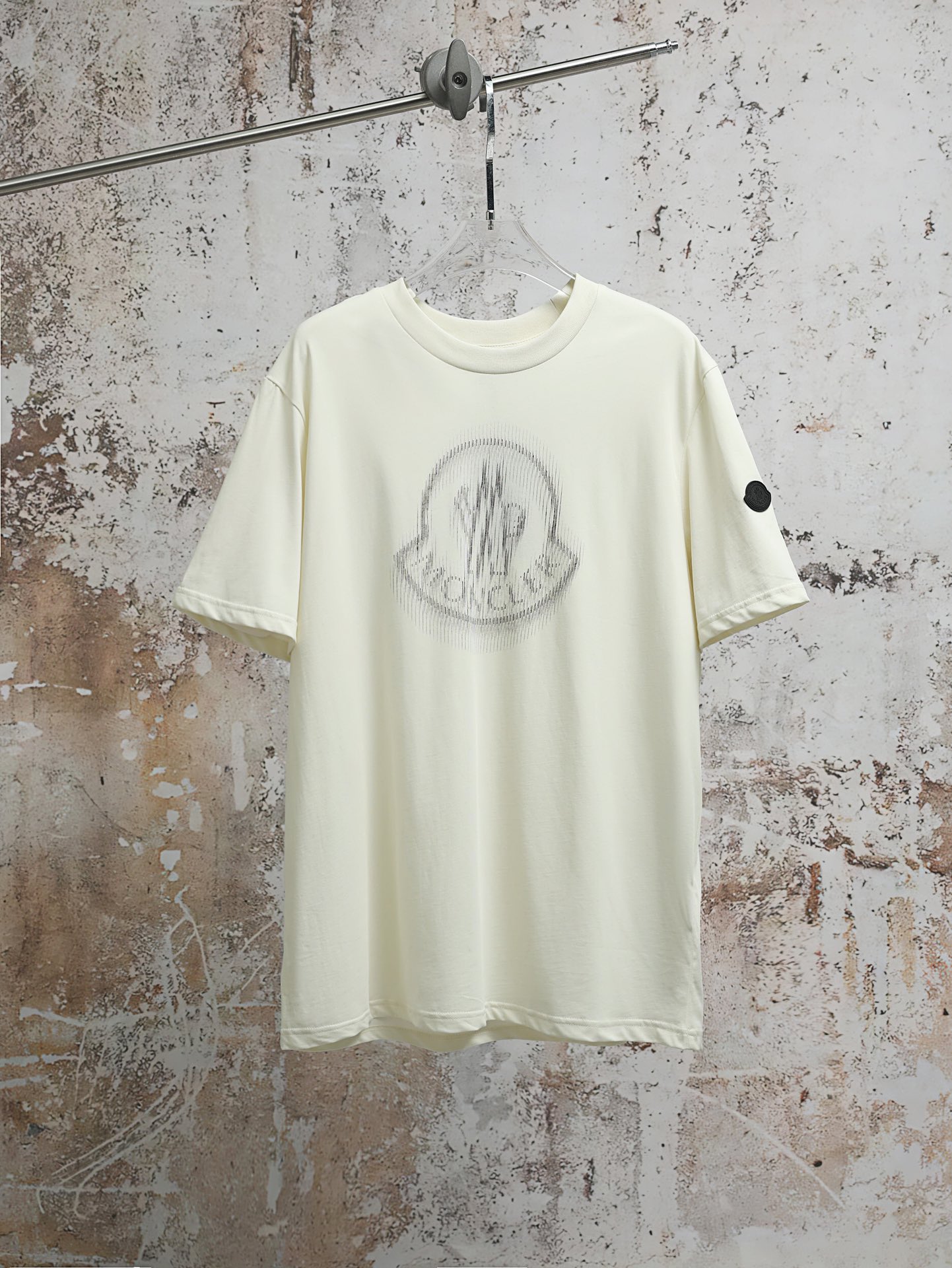 몽클레어 남성 반팔 26SS 48720