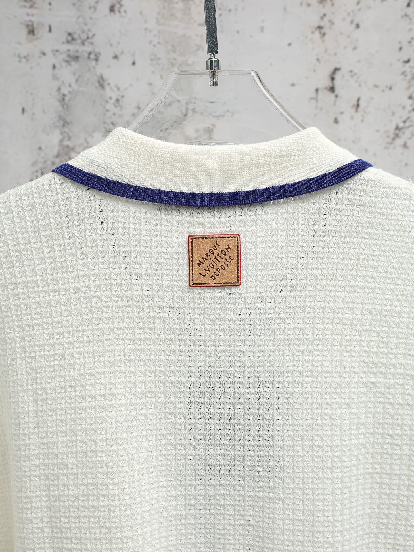 Louis Vuitton 高版本LOUIS VUITTON FW26 早秋系列 翻领短袖纽扣开合 衬衫 男款